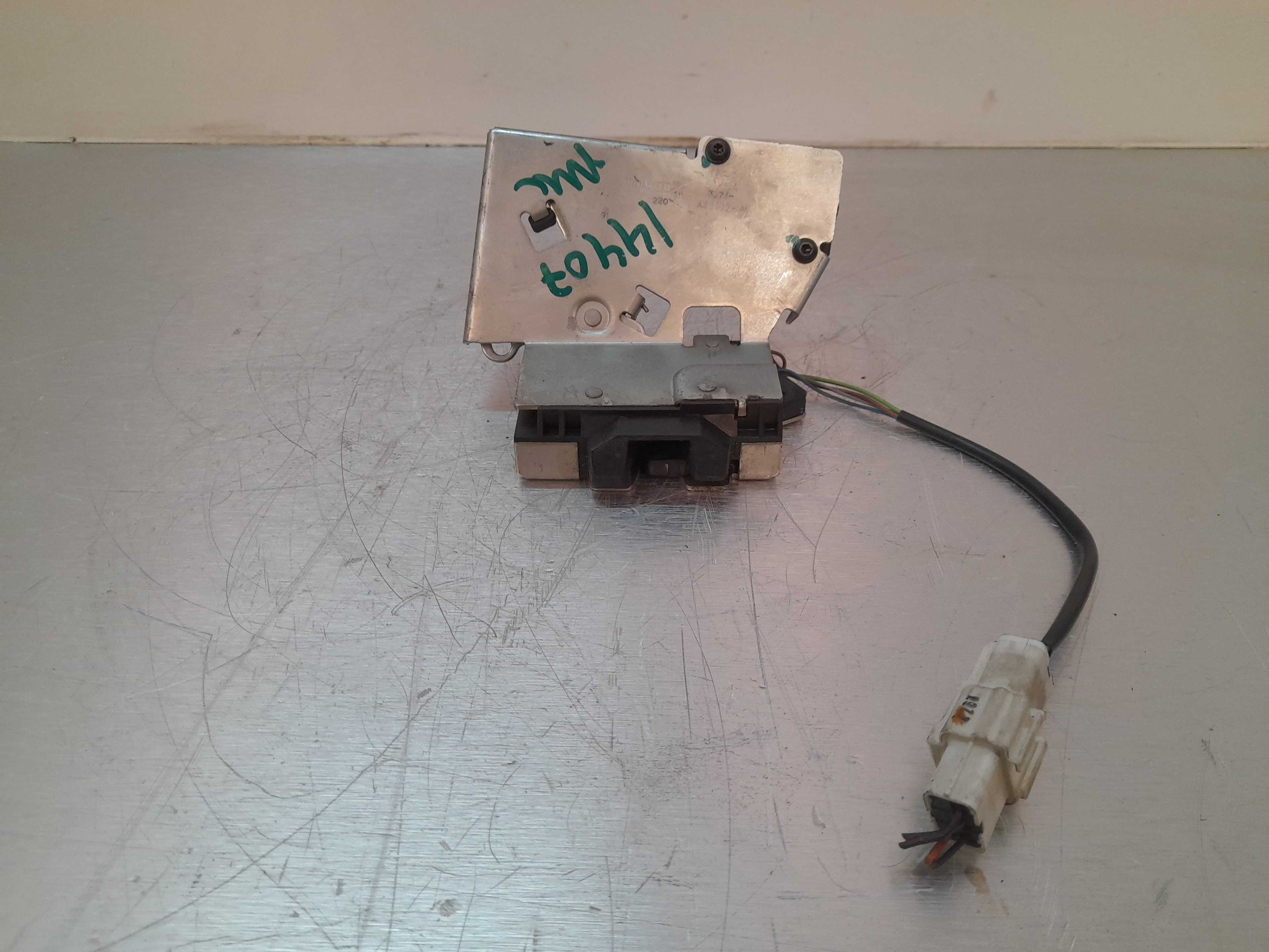Recambio de cerradura maletero / porton para ford mondeo berlina (ge) ambiente referencia OEM IAM A43102AC  