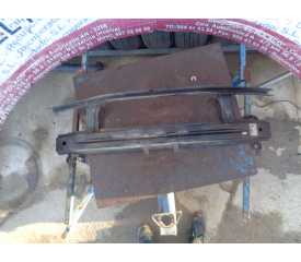 REFUERZO PARAGOLPES DELANTERO 