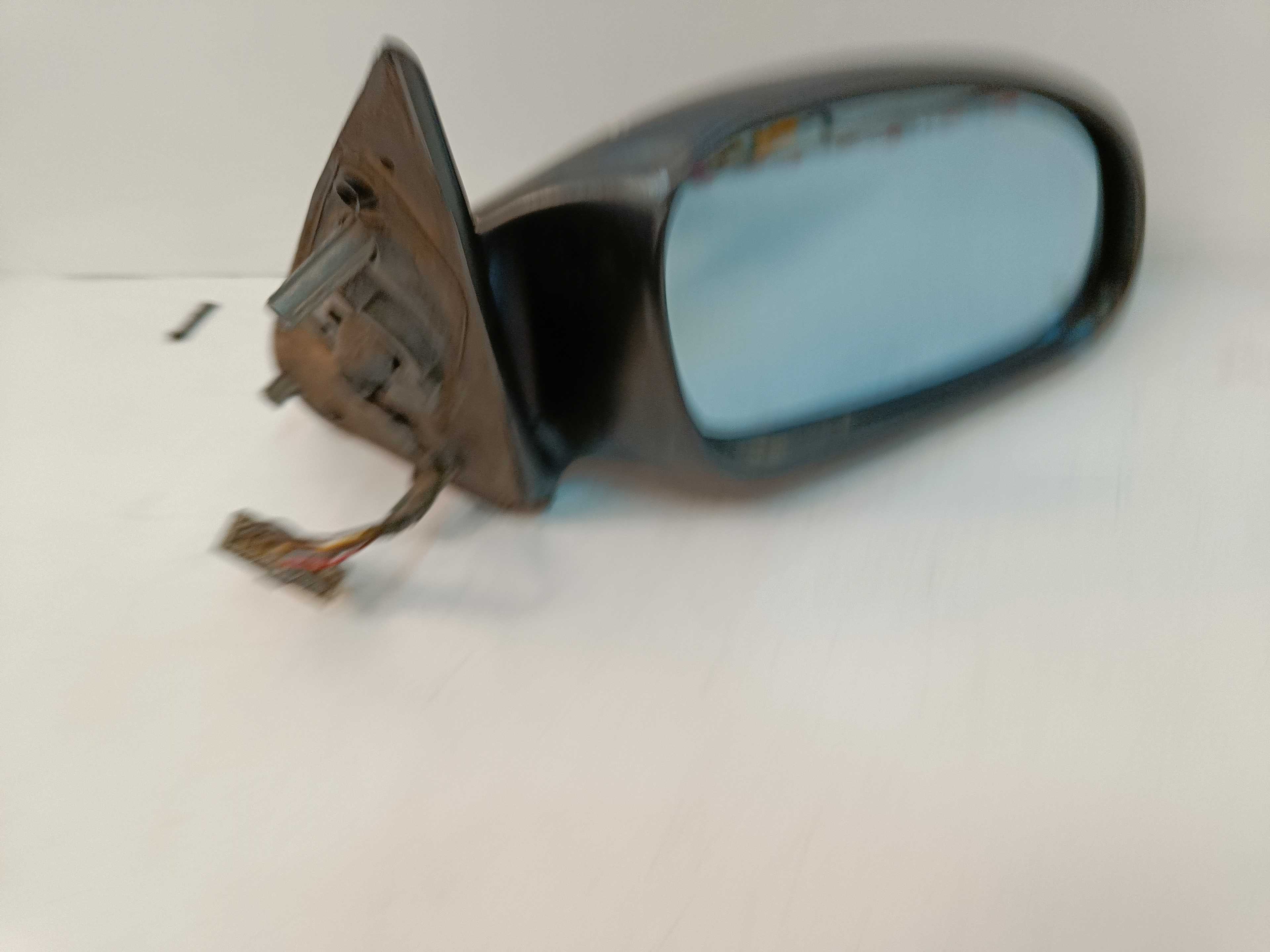 Recambio de retrovisor derecho para peugeot 406 berlina (s1/s2) srdt referencia OEM IAM   