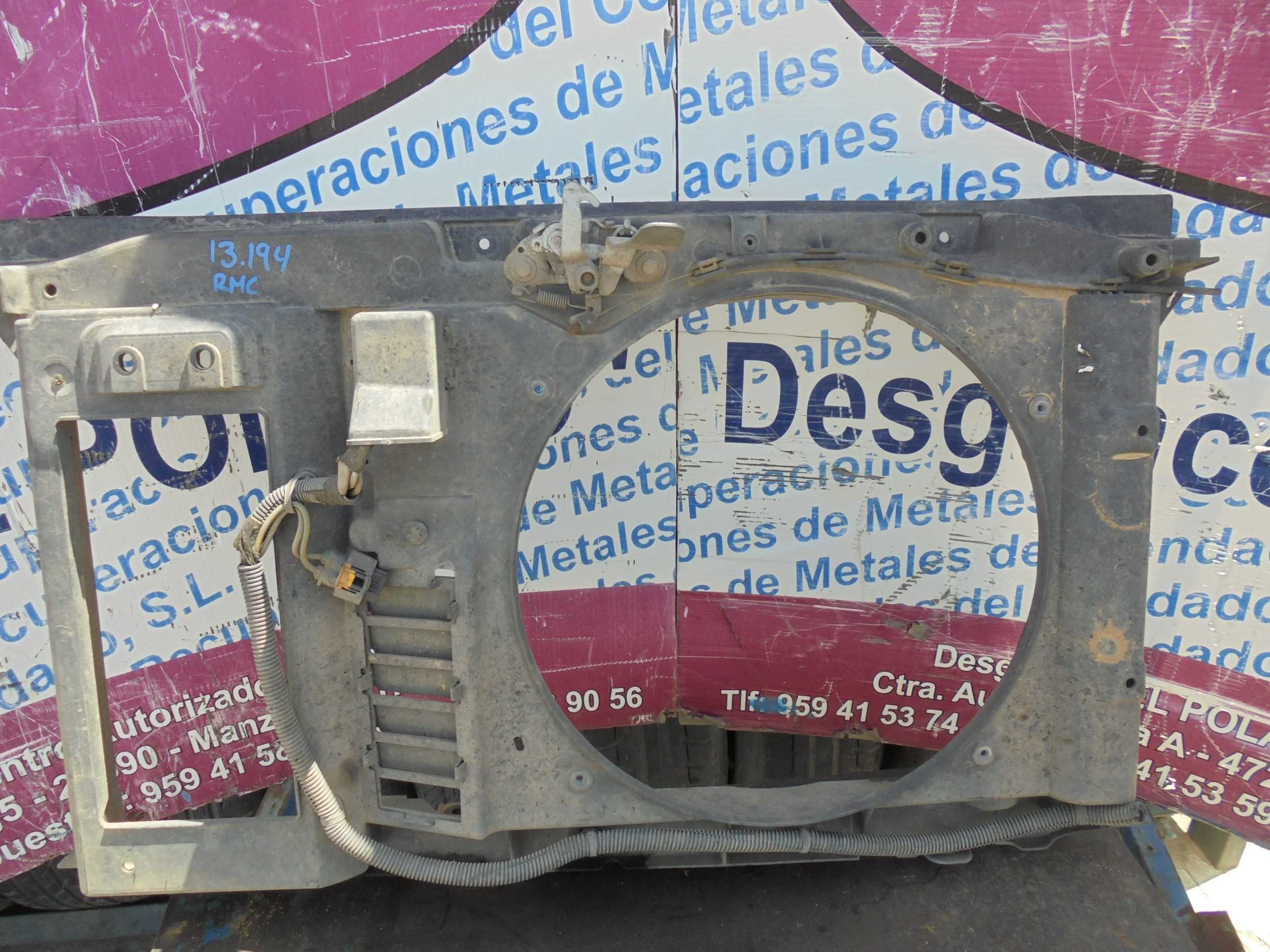 Recambio de panel frontal para peugeot 307 (s1) xr clim plus referencia OEM IAM   