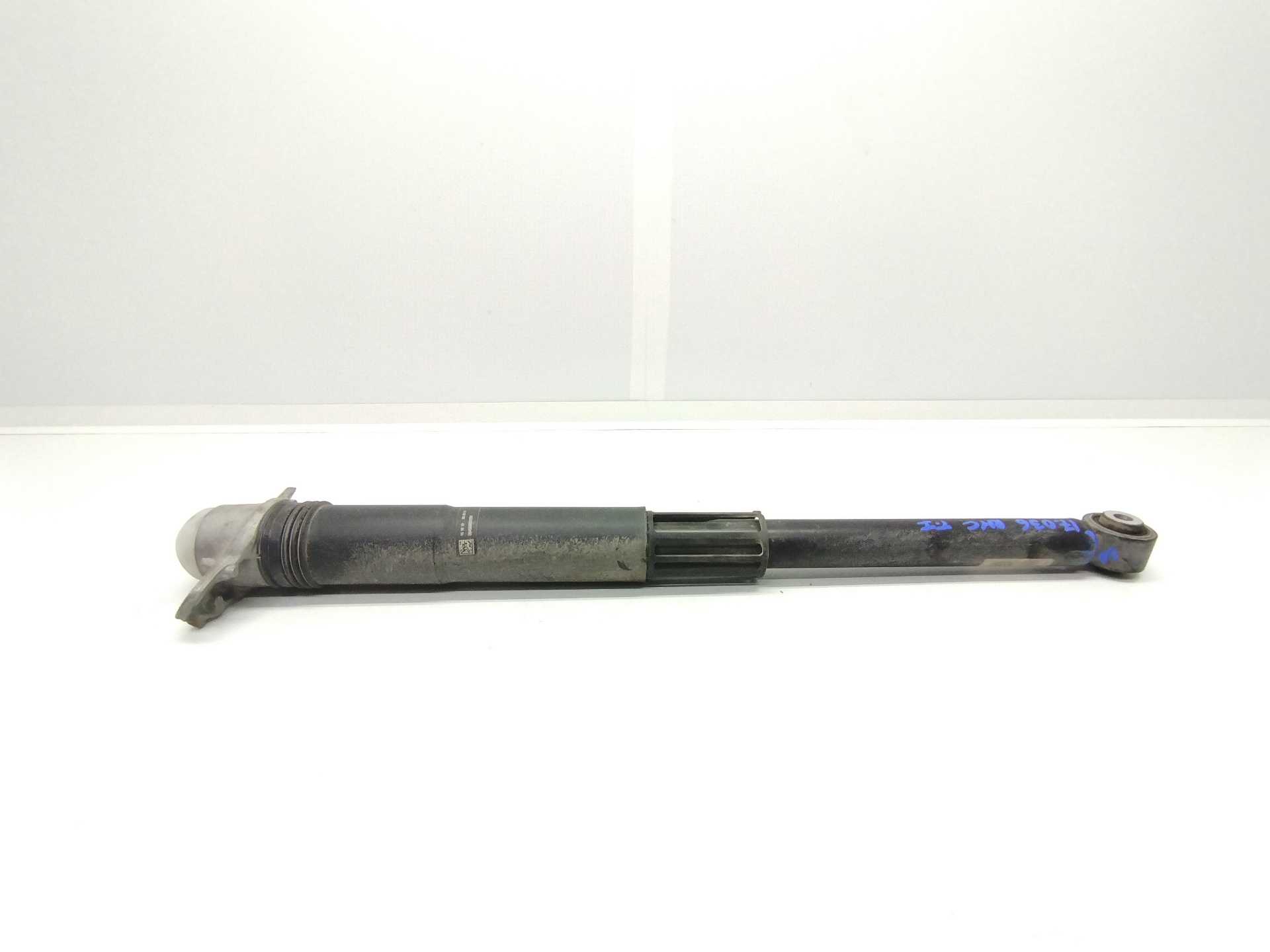 Recambio de amortiguador trasero izquierdo para skoda kamiq (nw4) active referencia OEM IAM 2Q0512013DC 2Q0513049CJ 