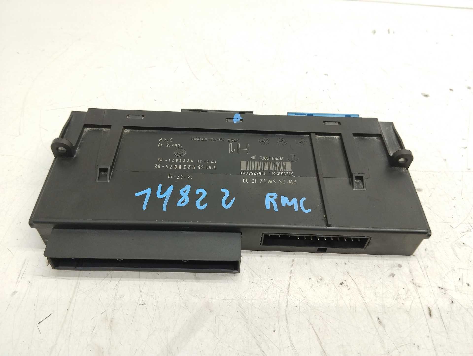 Recambio de caja reles / fusibles para bmw serie 3 berlina (e90) 320d efficientdynamics edition referencia OEM IAM 922987502 532