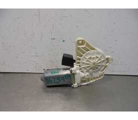 Recambio de motor elevalunas delantero derecho para mercedes-benz clase cla (w117) cla 220 cdi (117.303) referencia OEM IAM A553