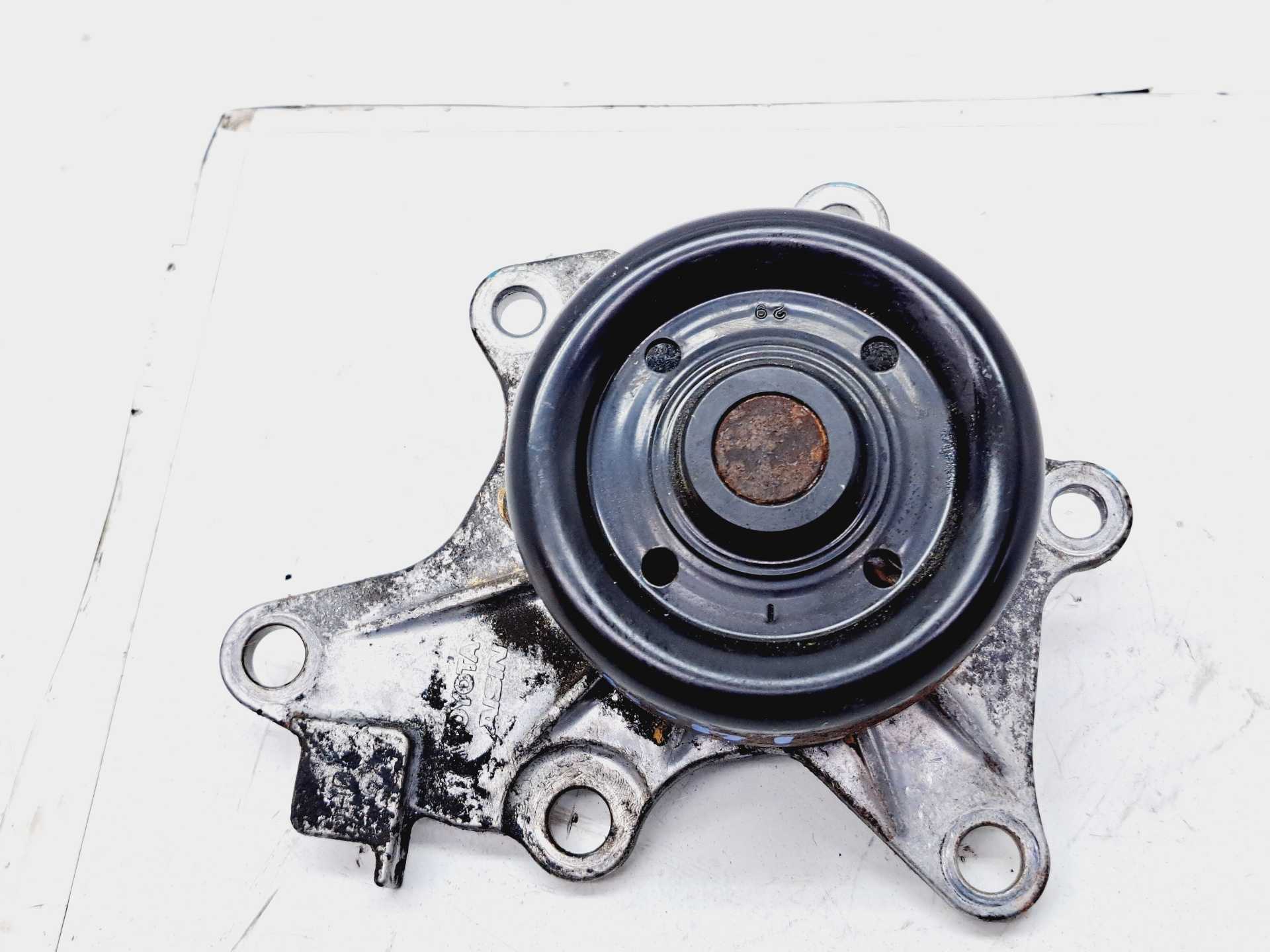 Recambio de bomba agua para toyota auris active referencia OEM IAM   