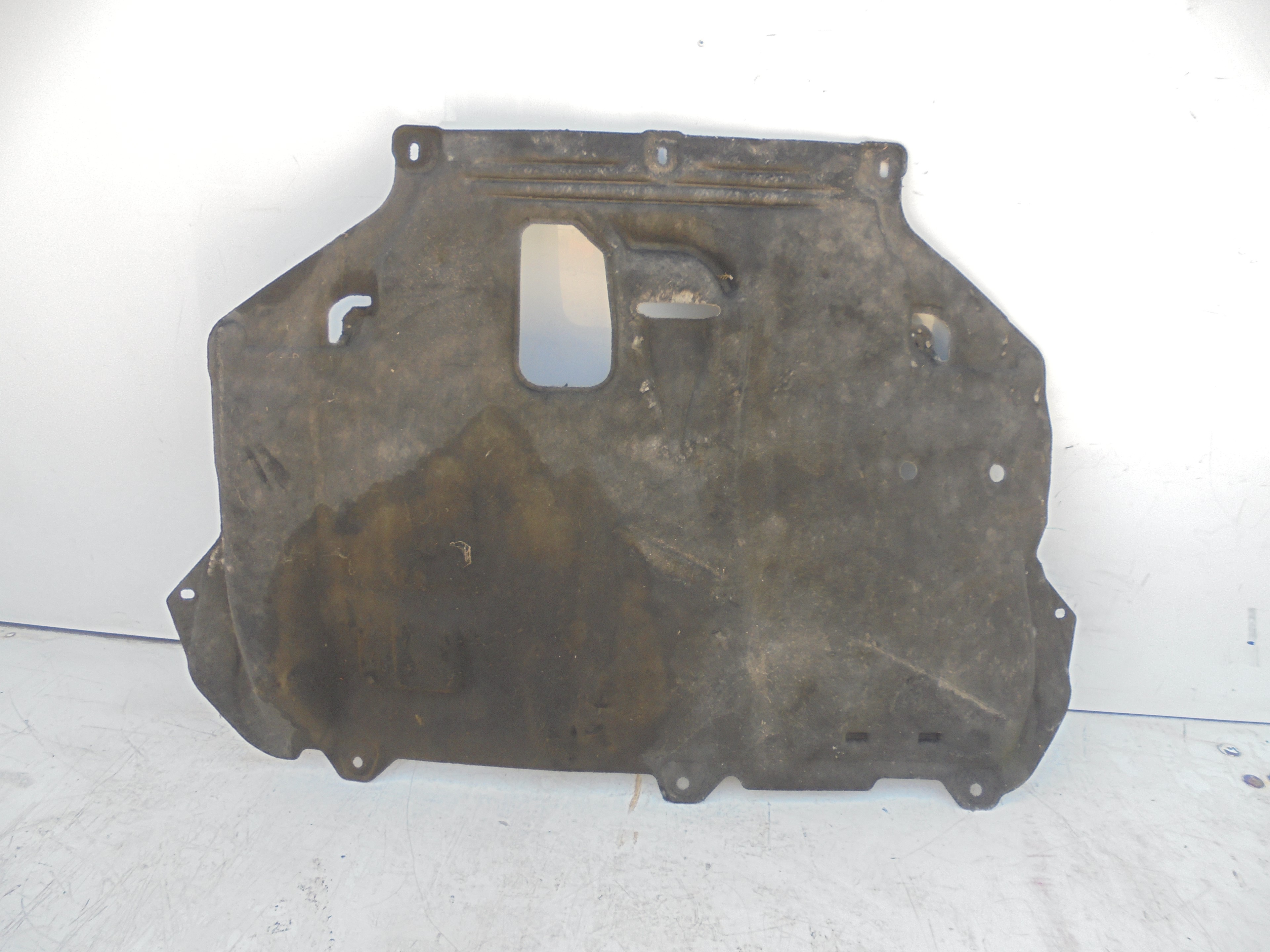 Recambio de cubrecarter para ford transit connect 1.5 tdci cat referencia OEM IAM   