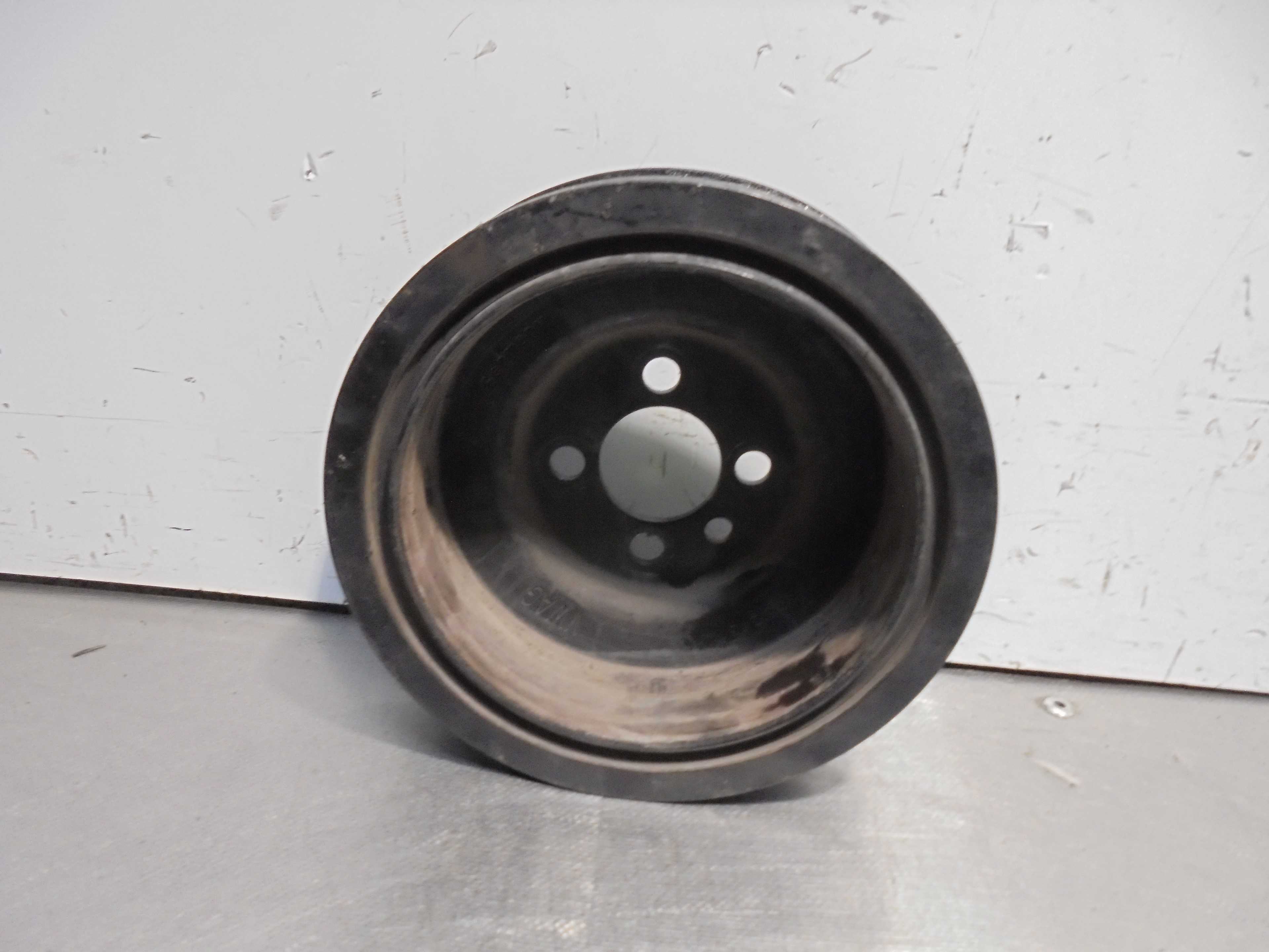 Recambio de polea cigueñal para mitsubishi grandis (na0w) 2.0 di-d cat referencia OEM IAM 03G105243  