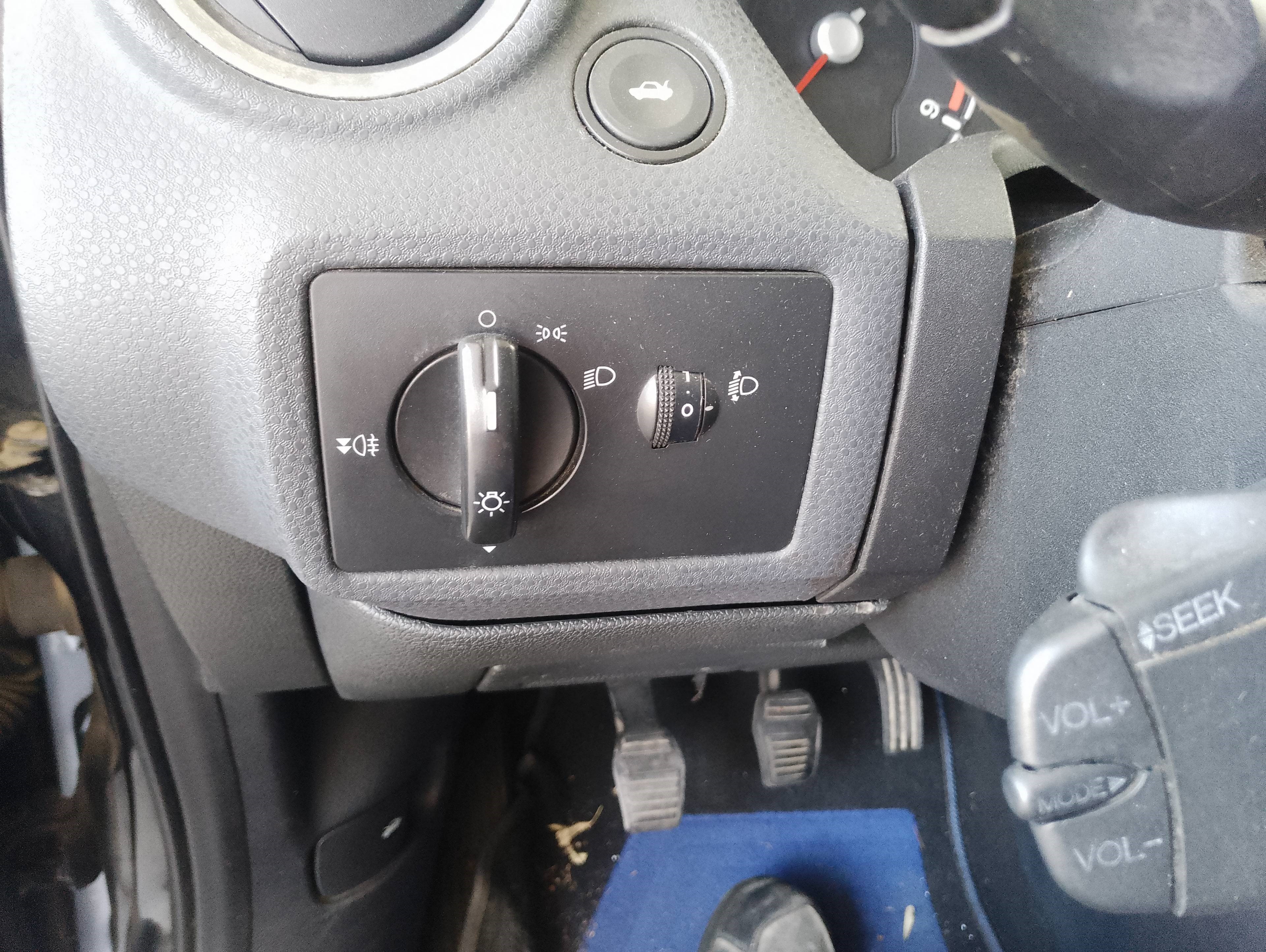 Recambio de mando luces para ford fiesta (cbk) ambiente referencia OEM IAM   