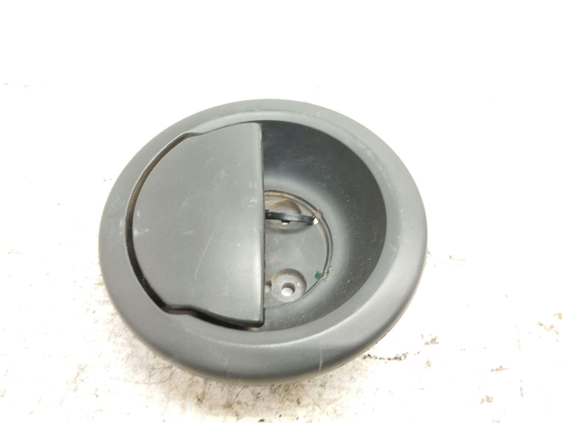 Recambio de maneta interior pl derecha para renault kangoo expression referencia OEM IAM 826705746R  