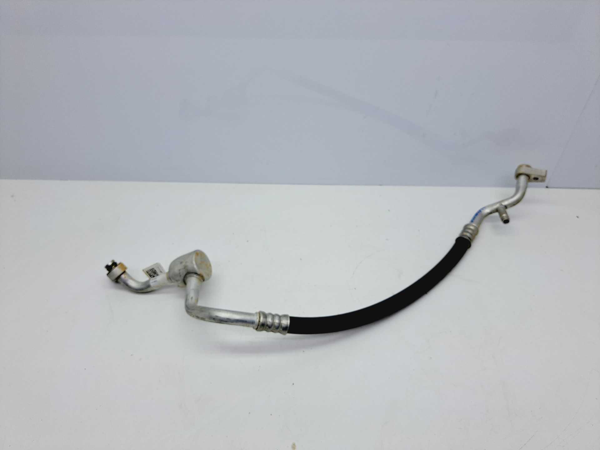Recambio de tubos aire acondicionado para ford puma hybrid st-line referencia OEM IAM L1BH19F618AA  