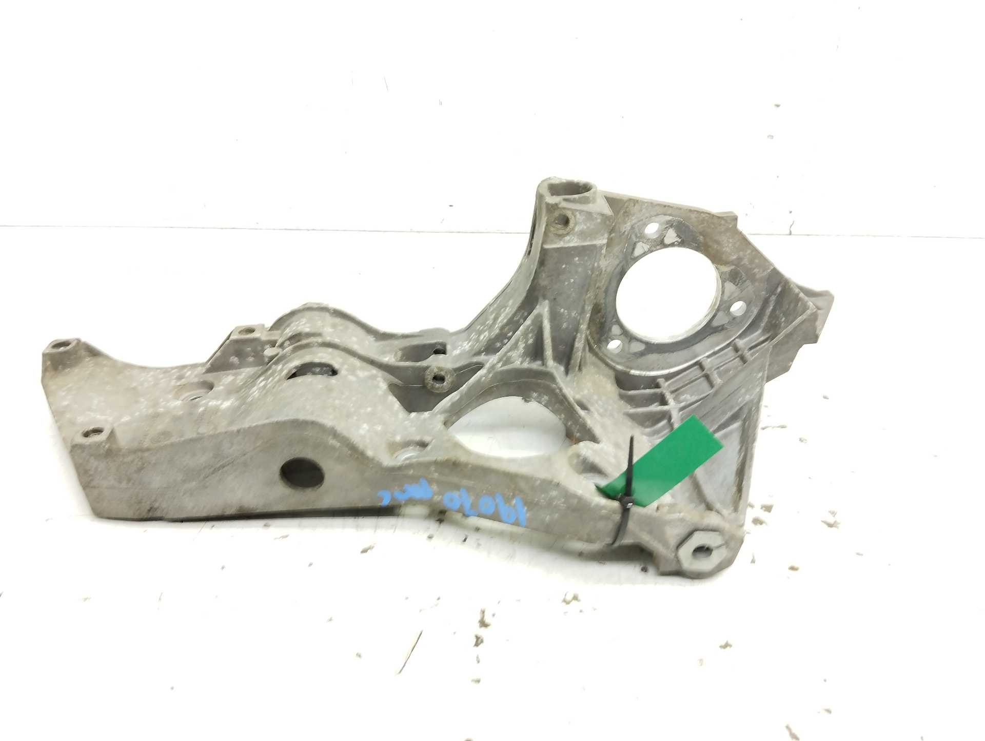 Recambio de soporte alternador para seat ibiza (6l1) cool referencia OEM IAM 038903143AC  