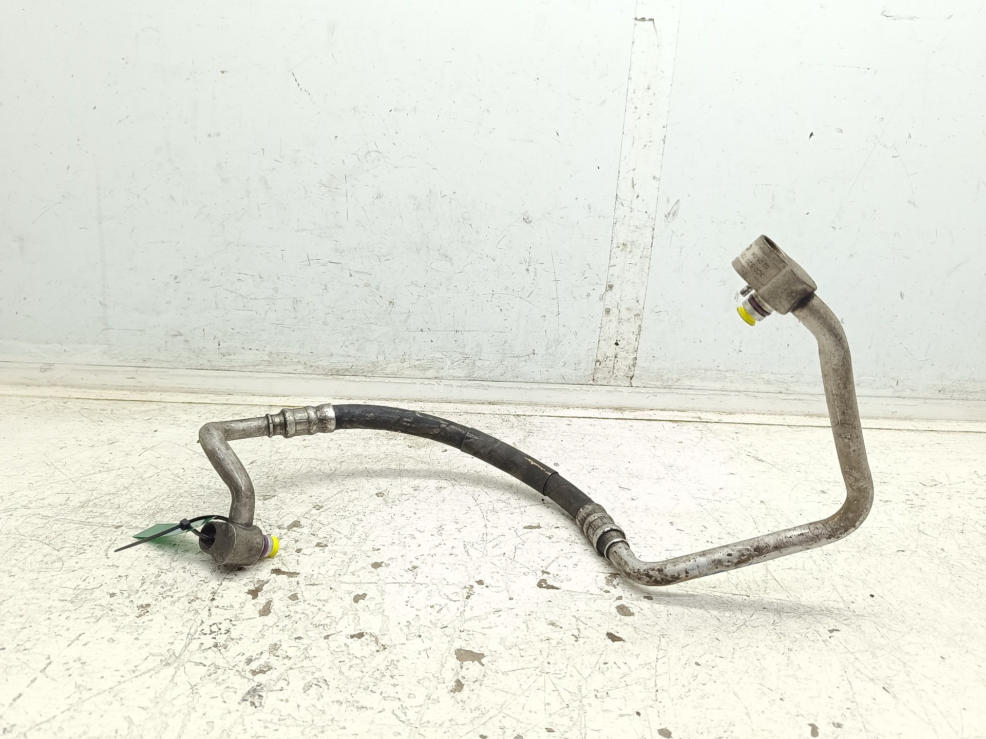 Recambio de tubos aire acondicionado para audi a6 berlina (4b2) 1.9 tdi referencia OEM IAM 3C0820721M  