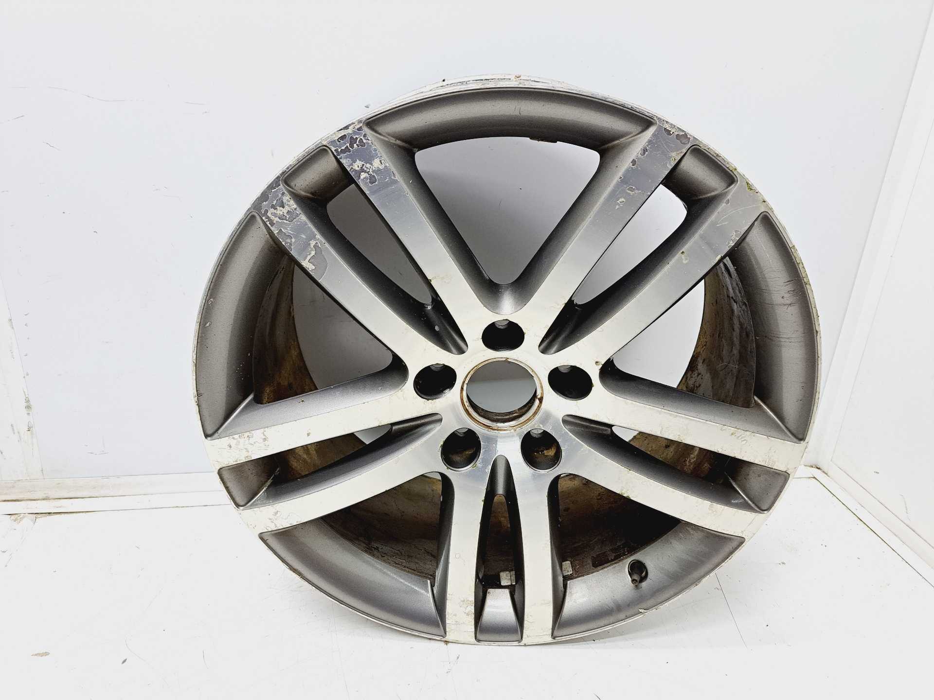 Recambio de llanta para audi q7 (4l) referencia OEM IAM 4L0601025M R20 