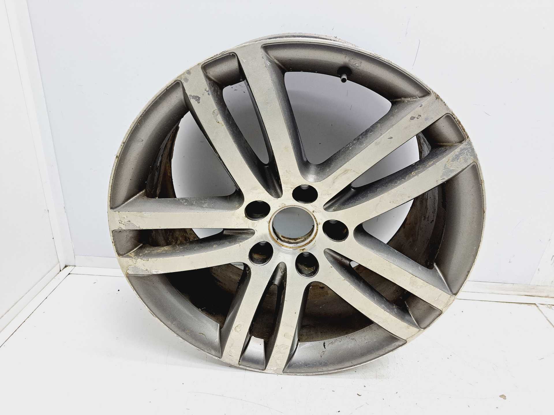 Recambio de llanta para audi q7 (4l) referencia OEM IAM 4L0601025M R20 