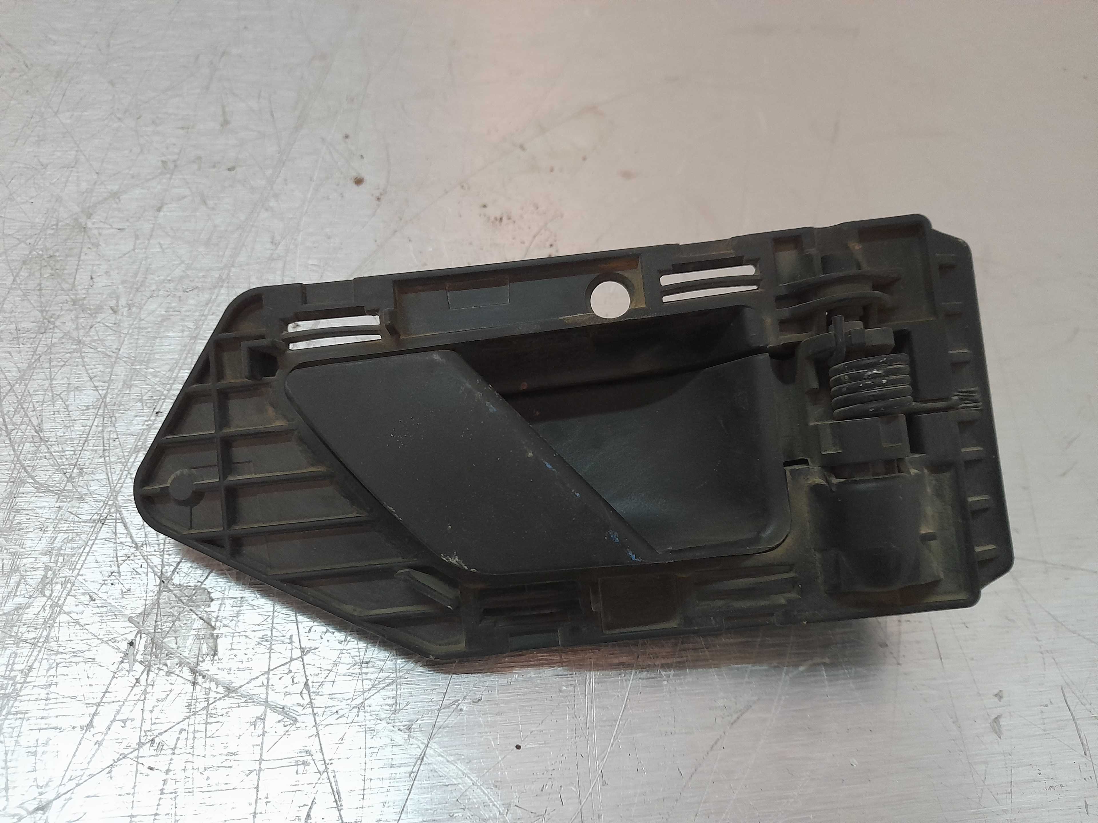 Recambio de maneta interior delantera derecha para citroën berlingo 2.0 hdi cat (rhy / dw10td) referencia OEM IAM   