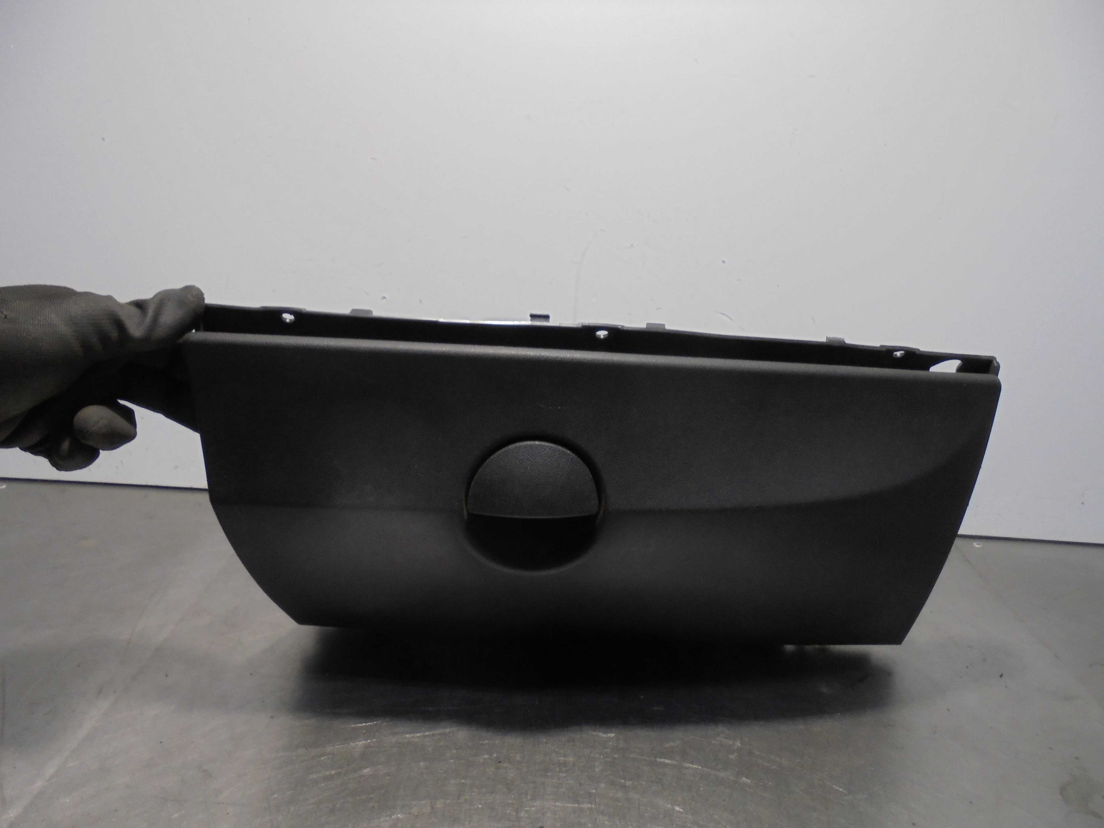 Recambio de guantera para fiat nuova 500 (150) blackjack referencia OEM IAM 735578449 MOPAR 