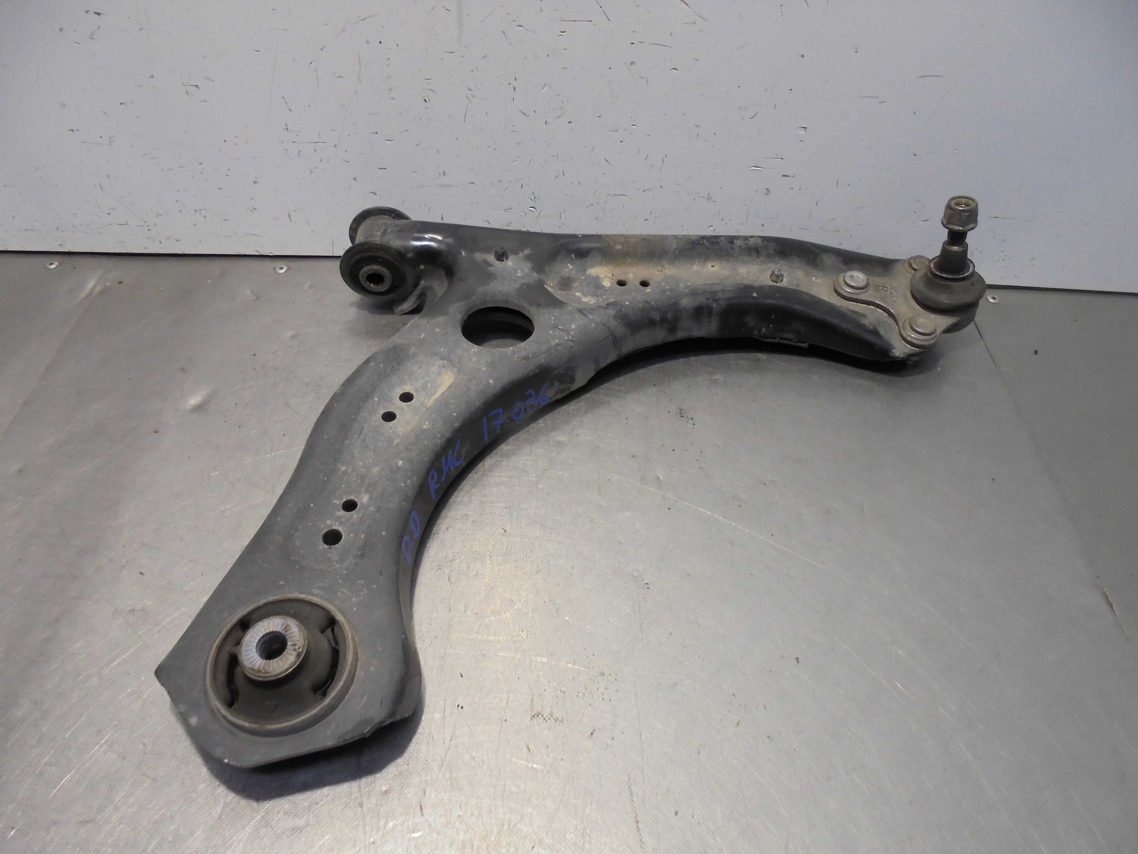 Recambio de brazo suspension inferior delantero derecho para skoda kamiq (nw4) active referencia OEM IAM   