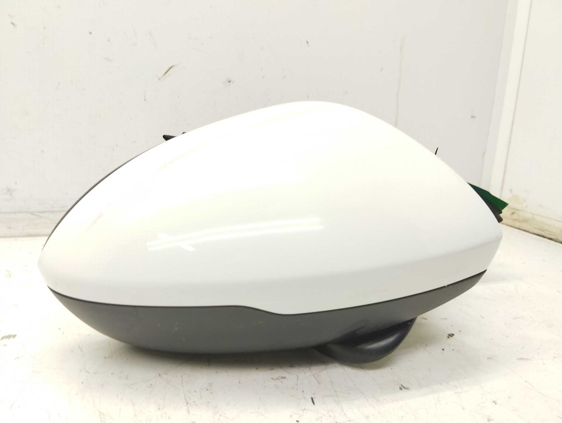 Recambio de retrovisor derecho para opel insignia grand sport 1.6 cdti dpf referencia OEM IAM 39075349U 21916002 