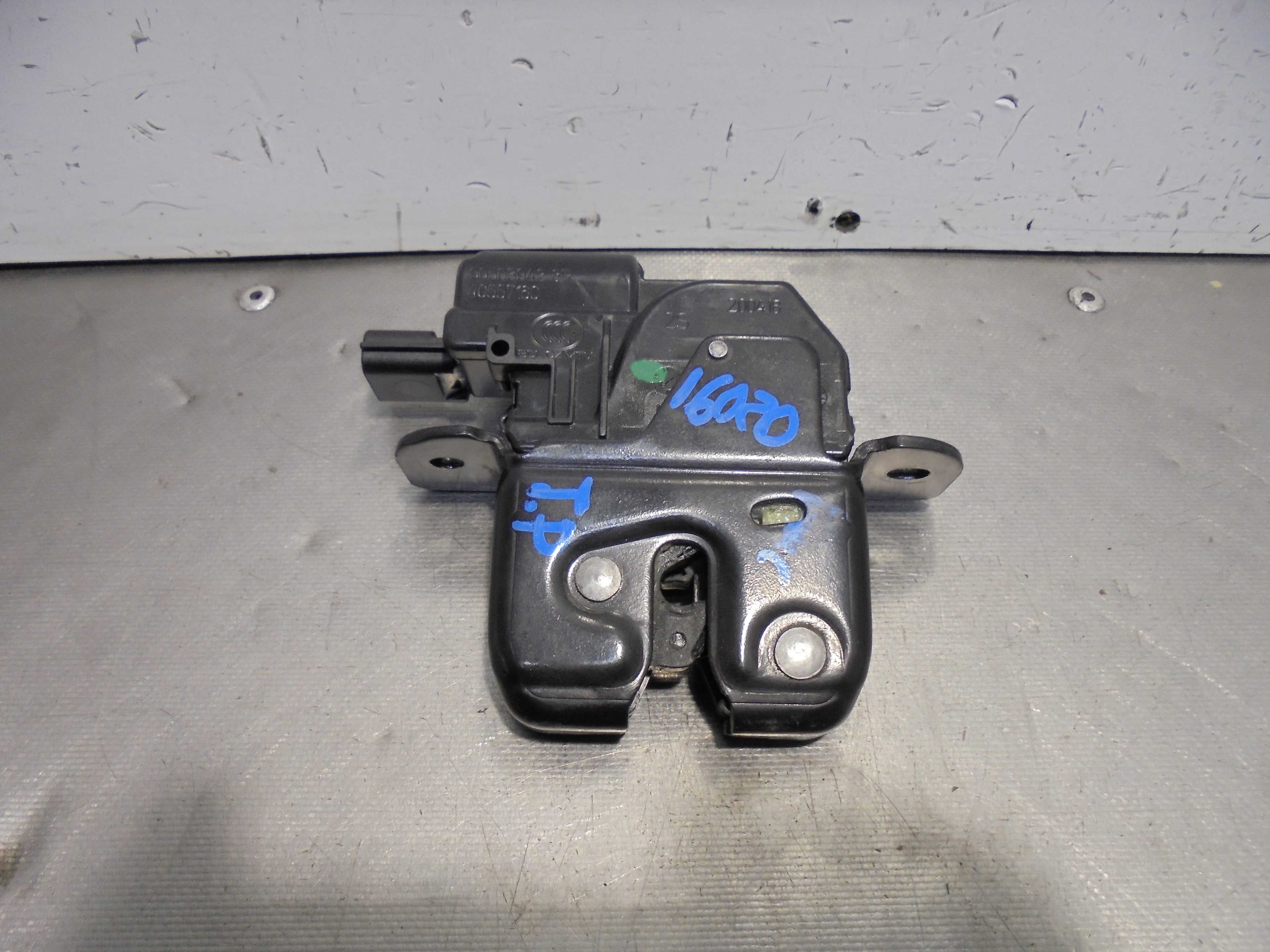 Recambio de cerradura maletero / porton para renault captur life referencia OEM IAM 905039428R ELECTRICA 5 PUERTAS 