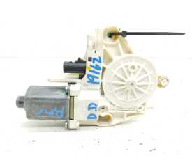 MOTOR ELEVALUNAS DELANTERO DERECHO 914067101 0130822528 BOSCH