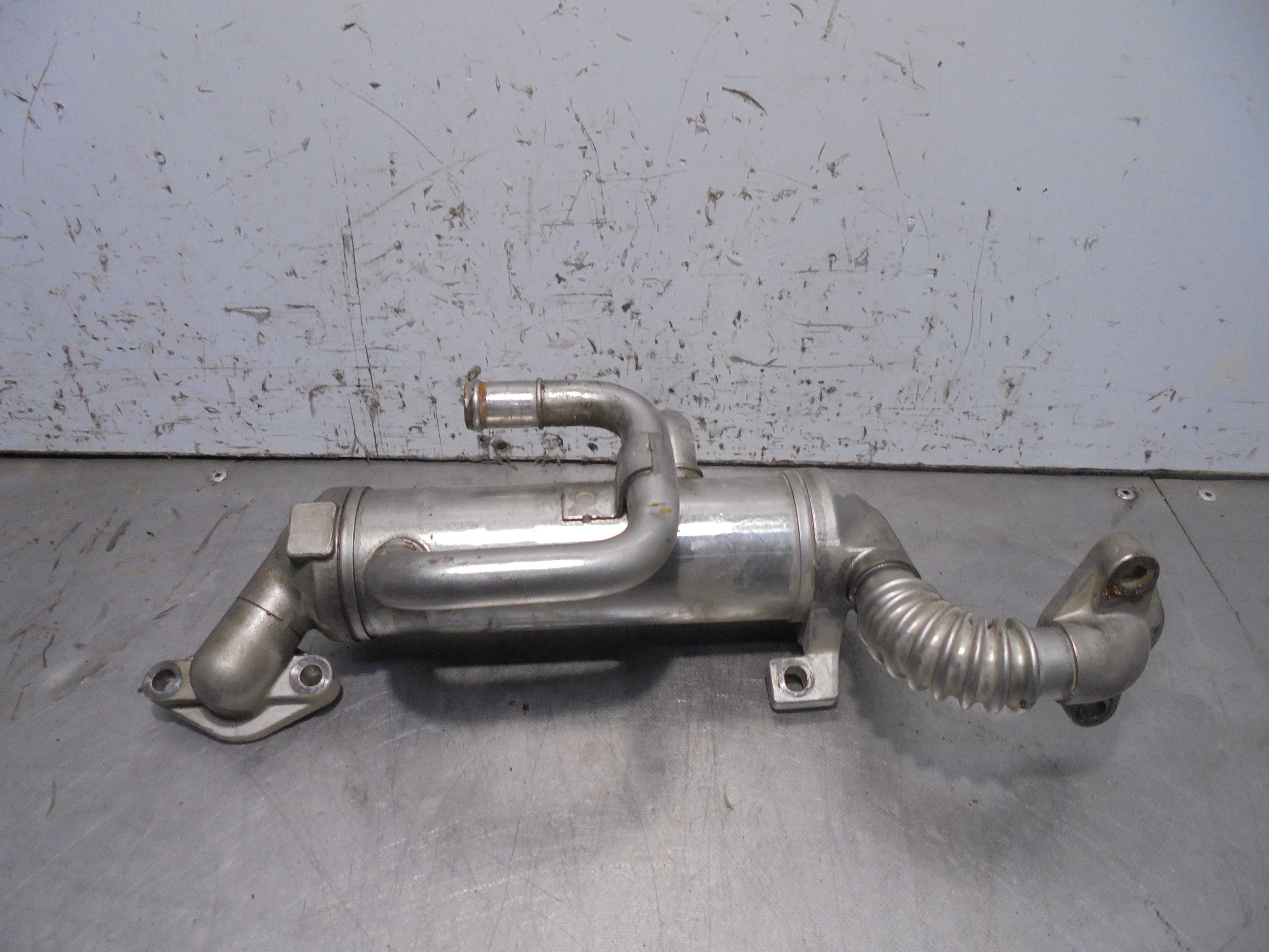 Recambio de enfriador de gases para kia sorento 2.5 crdi concept referencia OEM IAM 284804A470V2  