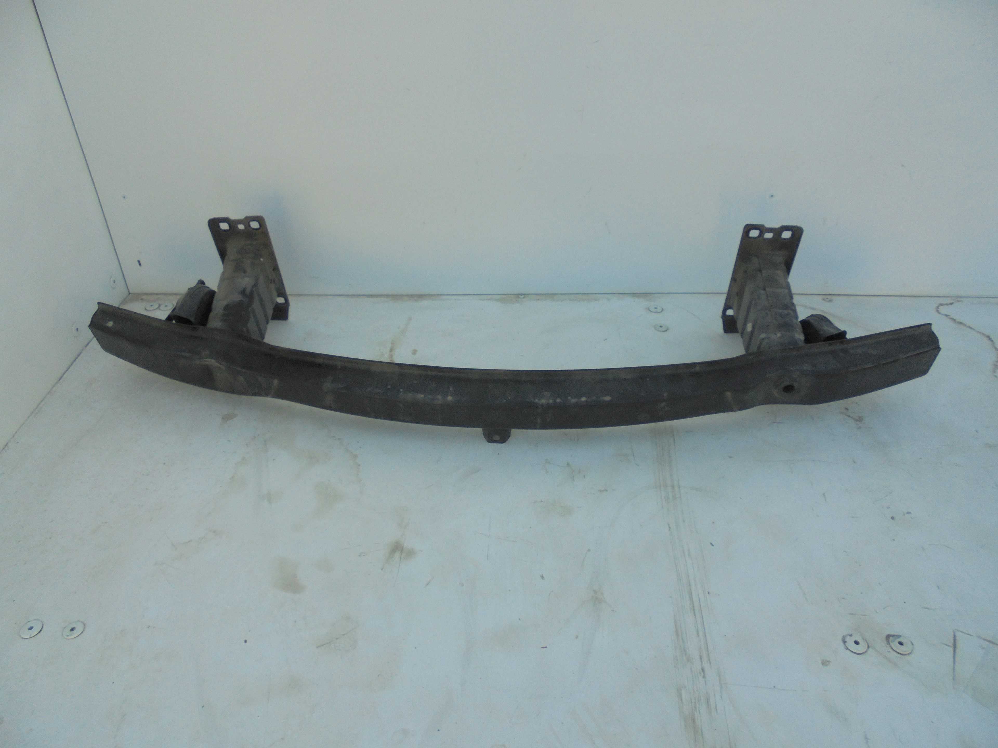 Recambio de refuerzo paragolpes delantero para bmw serie 3 berlina (e90) 320d efficientdynamics edition referencia OEM IAM   