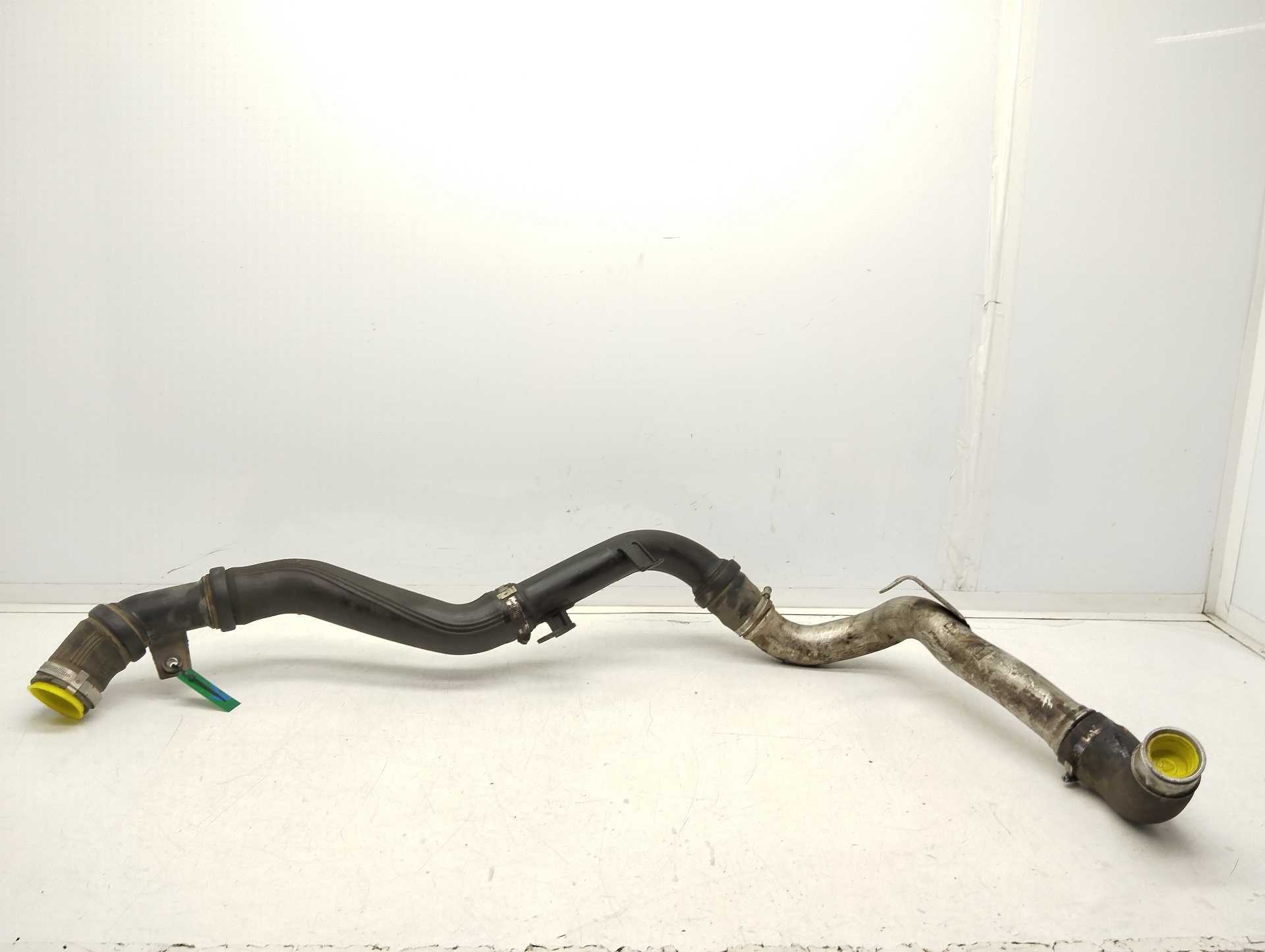 Recambio de tubo admision turbo para dodge journey se referencia OEM IAM 04891848AB  