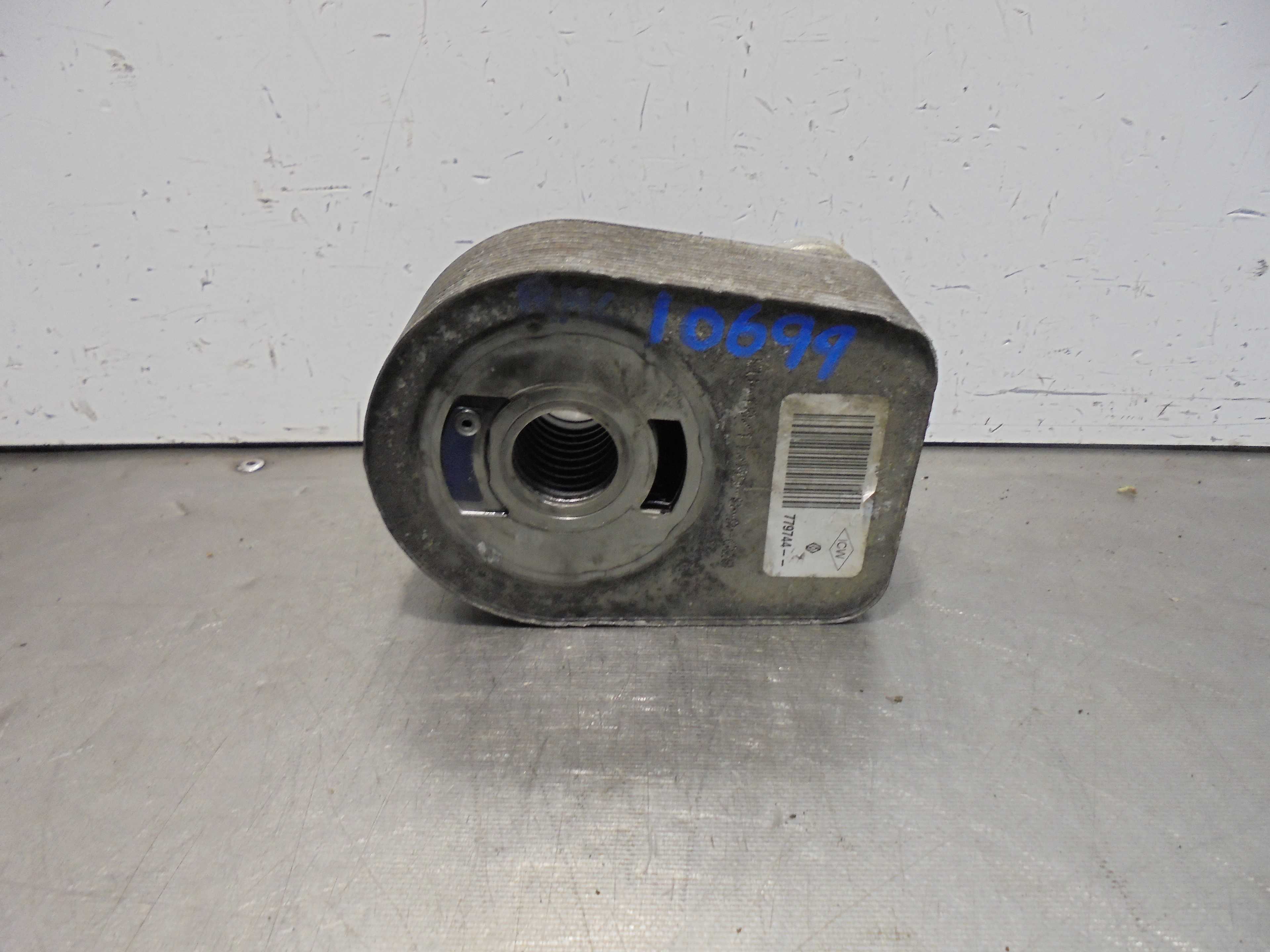Recambio de enfriador aceite motor para renault clio iii authentique referencia OEM IAM 779744  