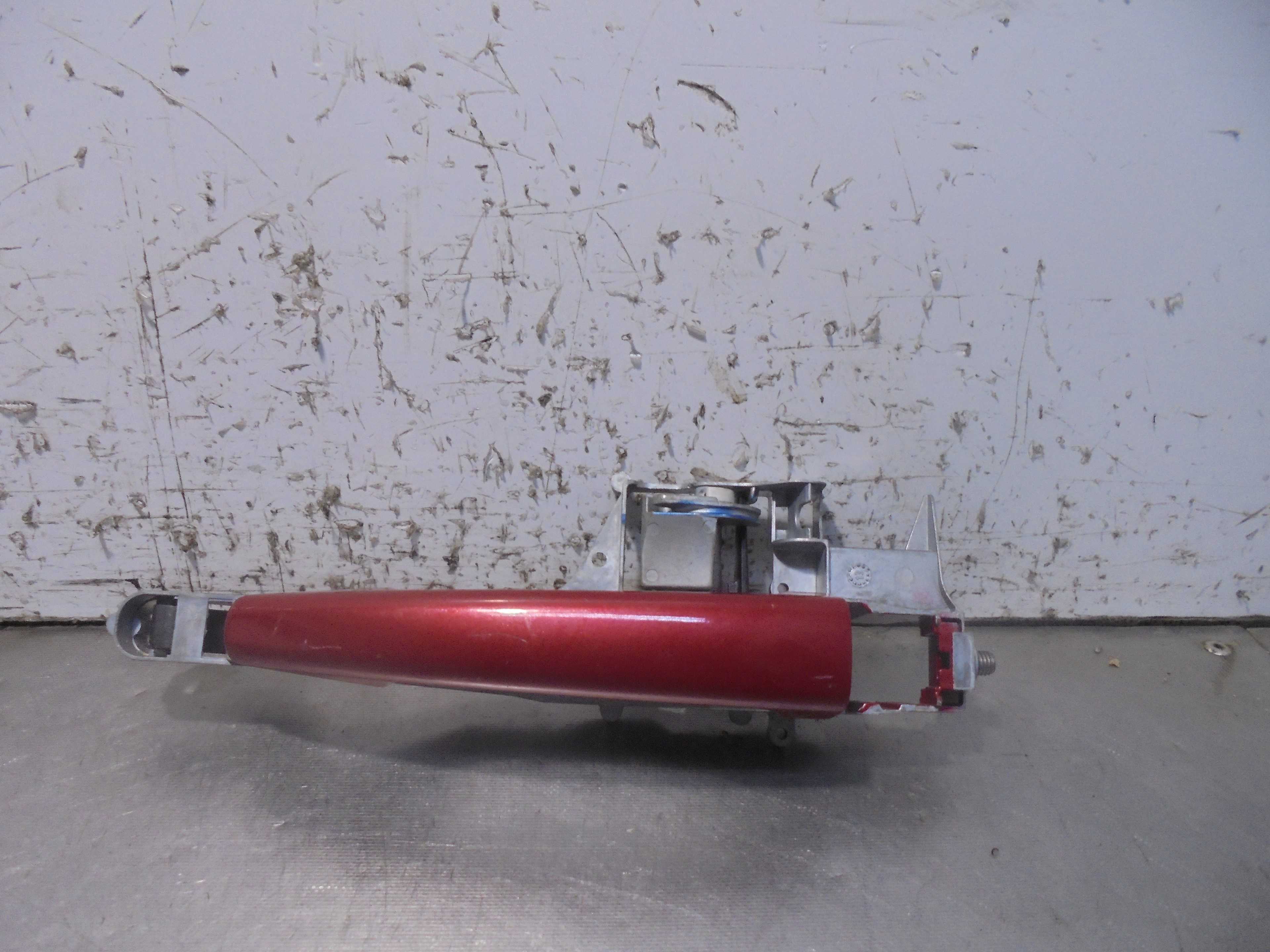 Recambio de maneta exterior delantera izquierda para peugeot 208 1.6 16v hdi fap referencia OEM IAM 9680168680  