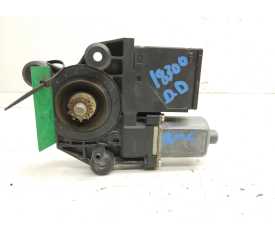 MOTOR ELEVALUNAS DELANTERO DERECHO 807301396R 912462200 BROSE