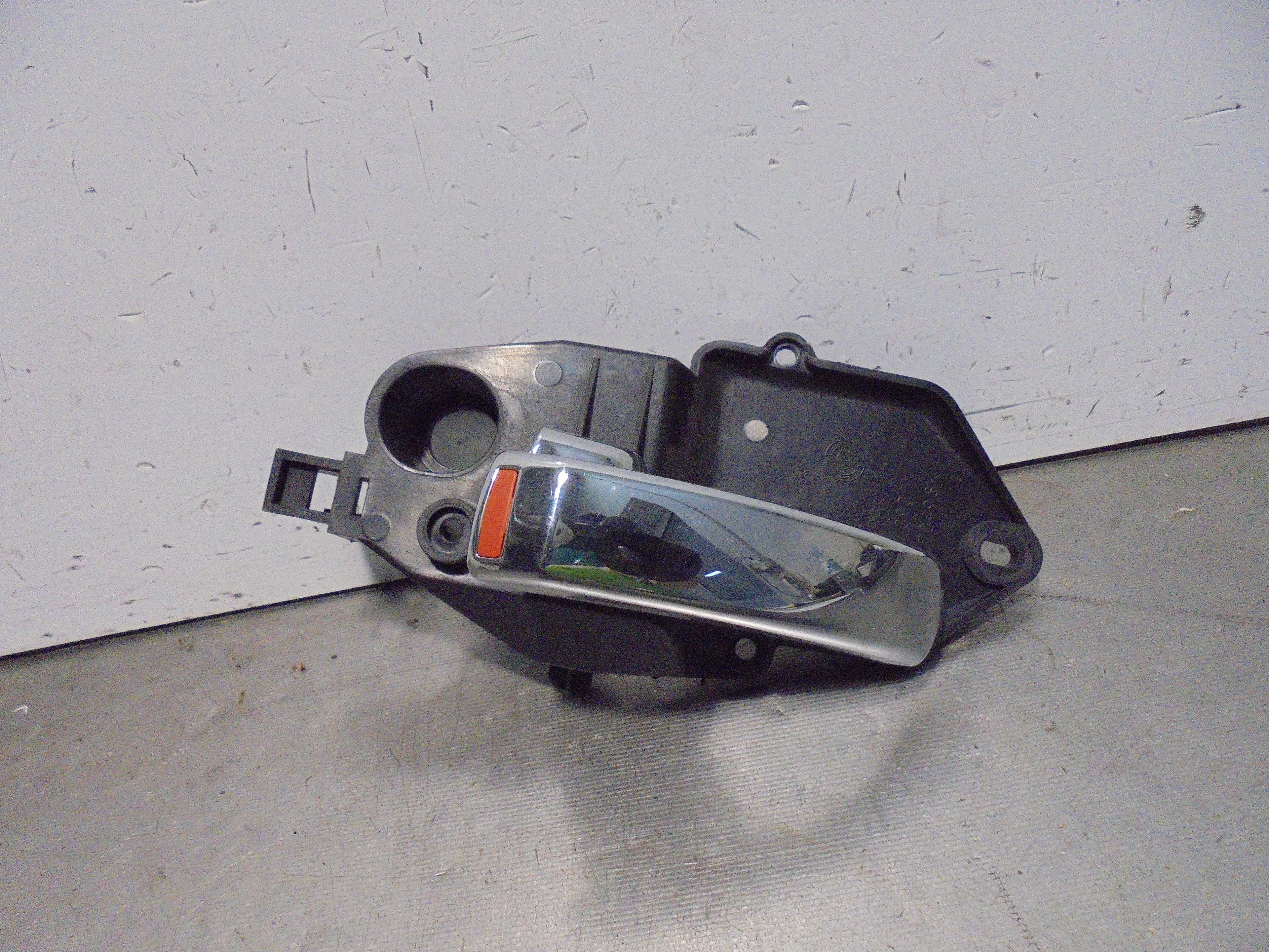 Recambio de maneta interior delantera izquierda para fiat nuova 500 (150) blackjack referencia OEM IAM 607049SX  