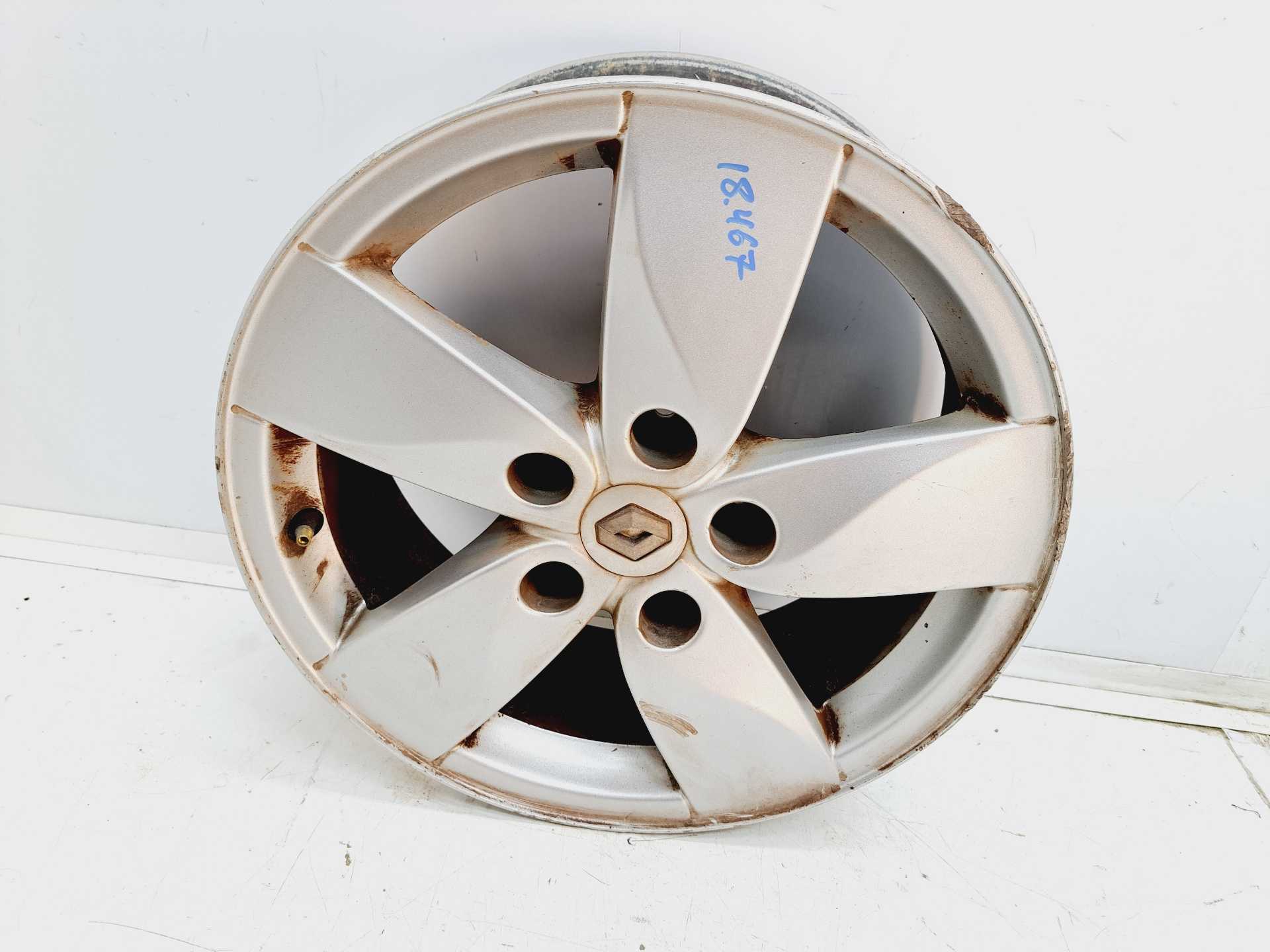 Recambio de llanta para renault megane iii sport tourer business referencia OEM IAM 403000048R R16 