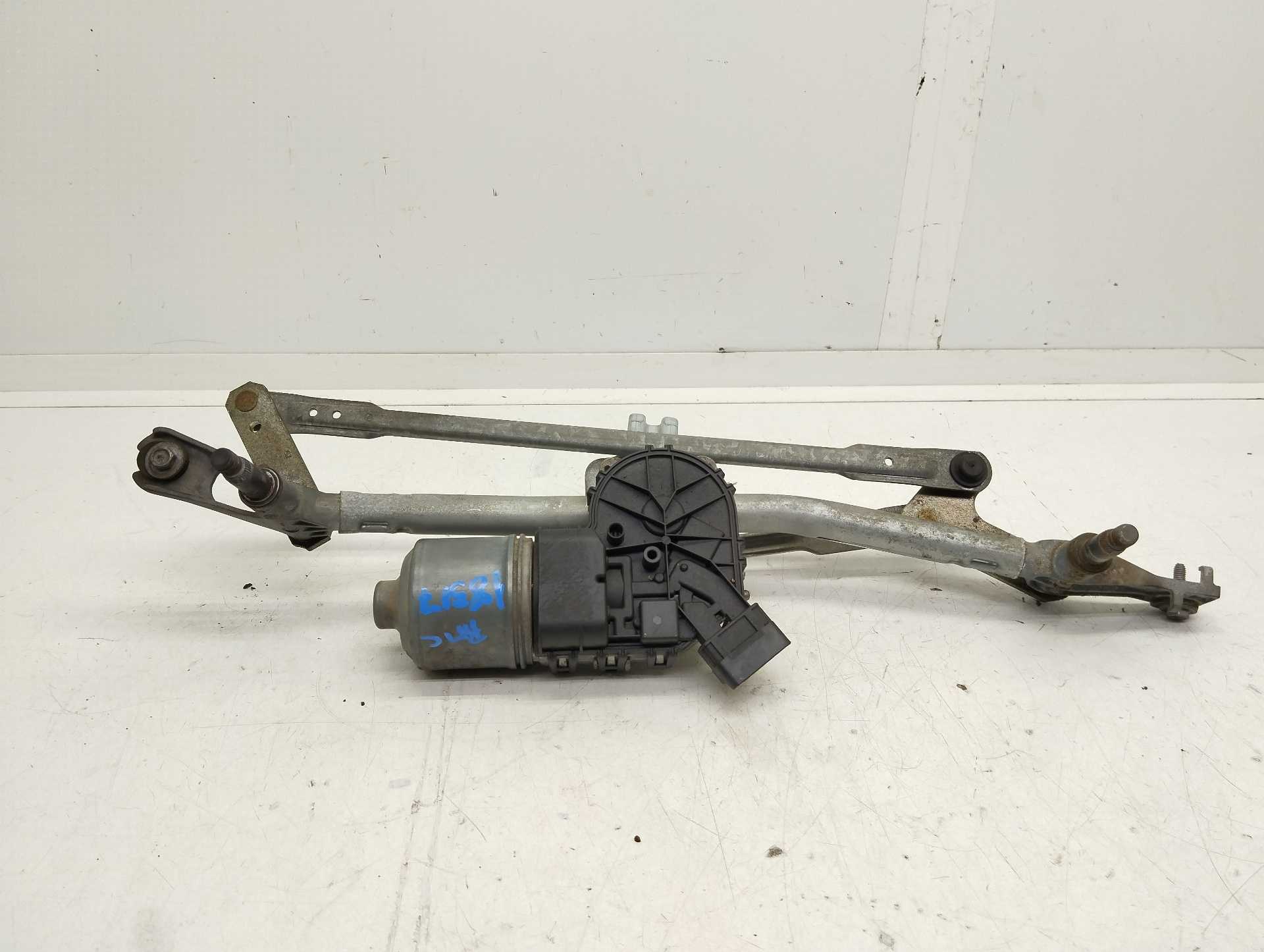 Recambio de motor limpia delantero para citroën berlingo 1.6 16v hdi referencia OEM IAM 968286148001 3397020954 BOSCH