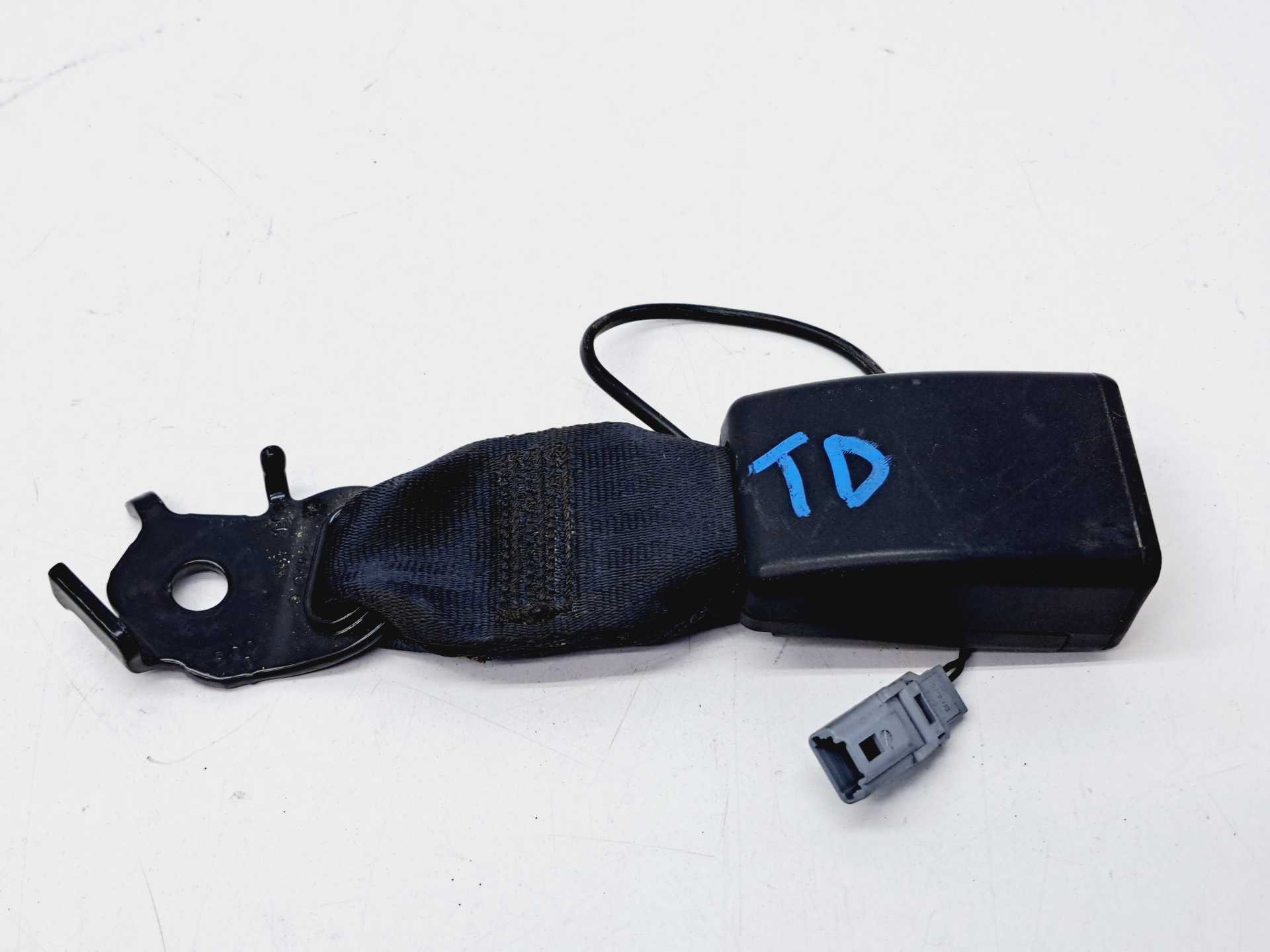 Recambio de anclaje cinturon de seguridad para renault clio v edition one referencia OEM IAM 878164678R  