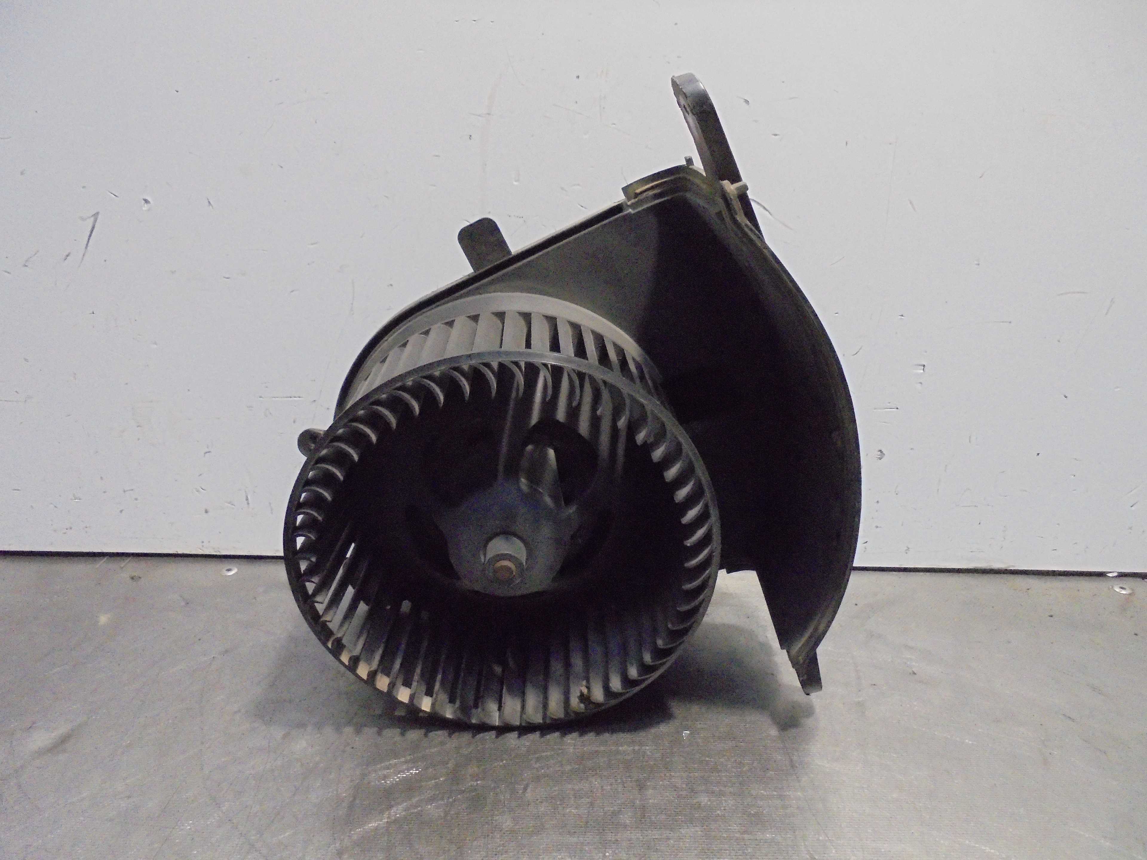 Recambio de motor calefaccion para renault scenic ii authentique referencia OEM IAM N100103S VALEO 