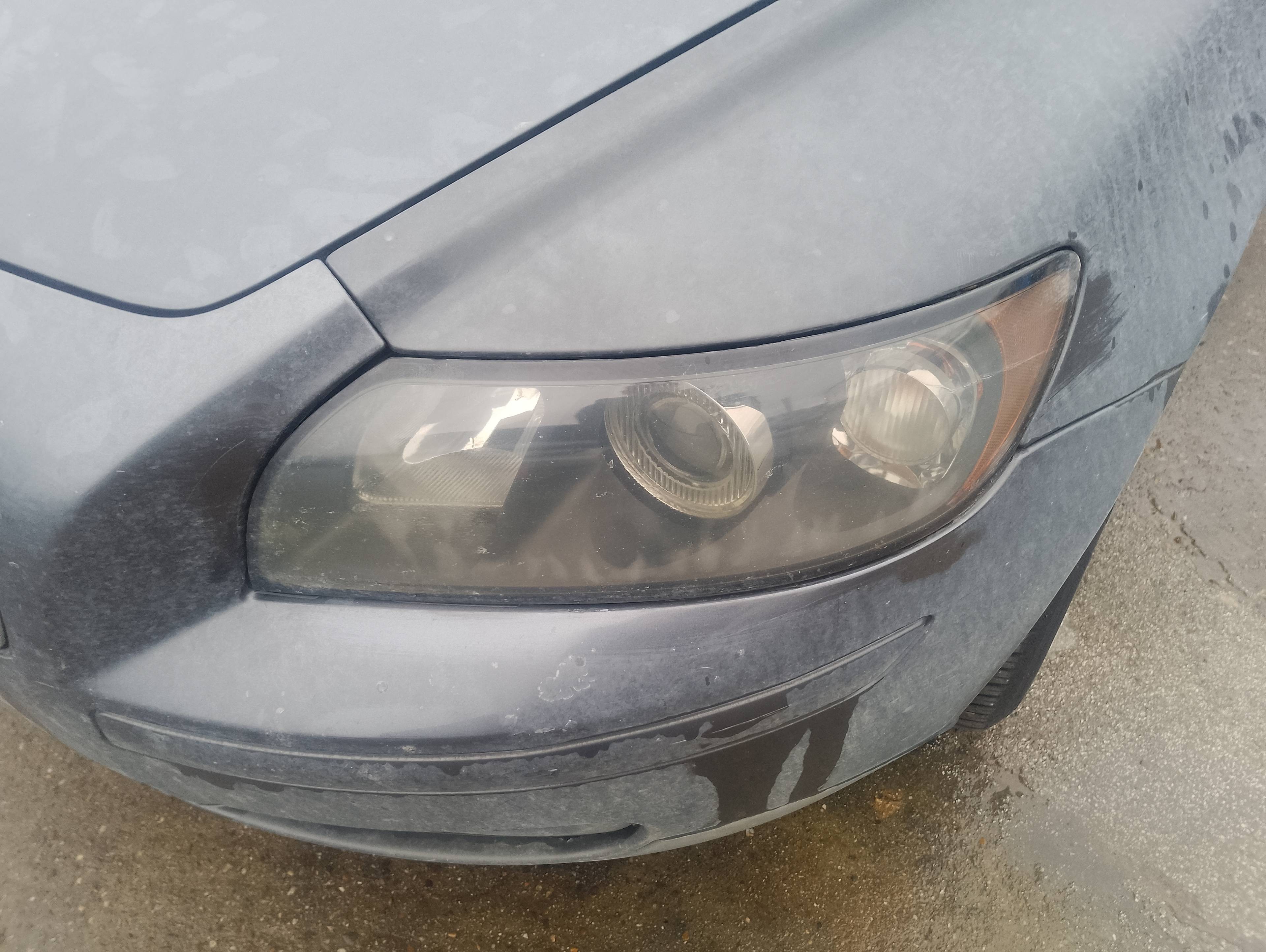 Recambio de faro izquierdo para volvo s40 berlina 2.0 d kinetic referencia OEM IAM   