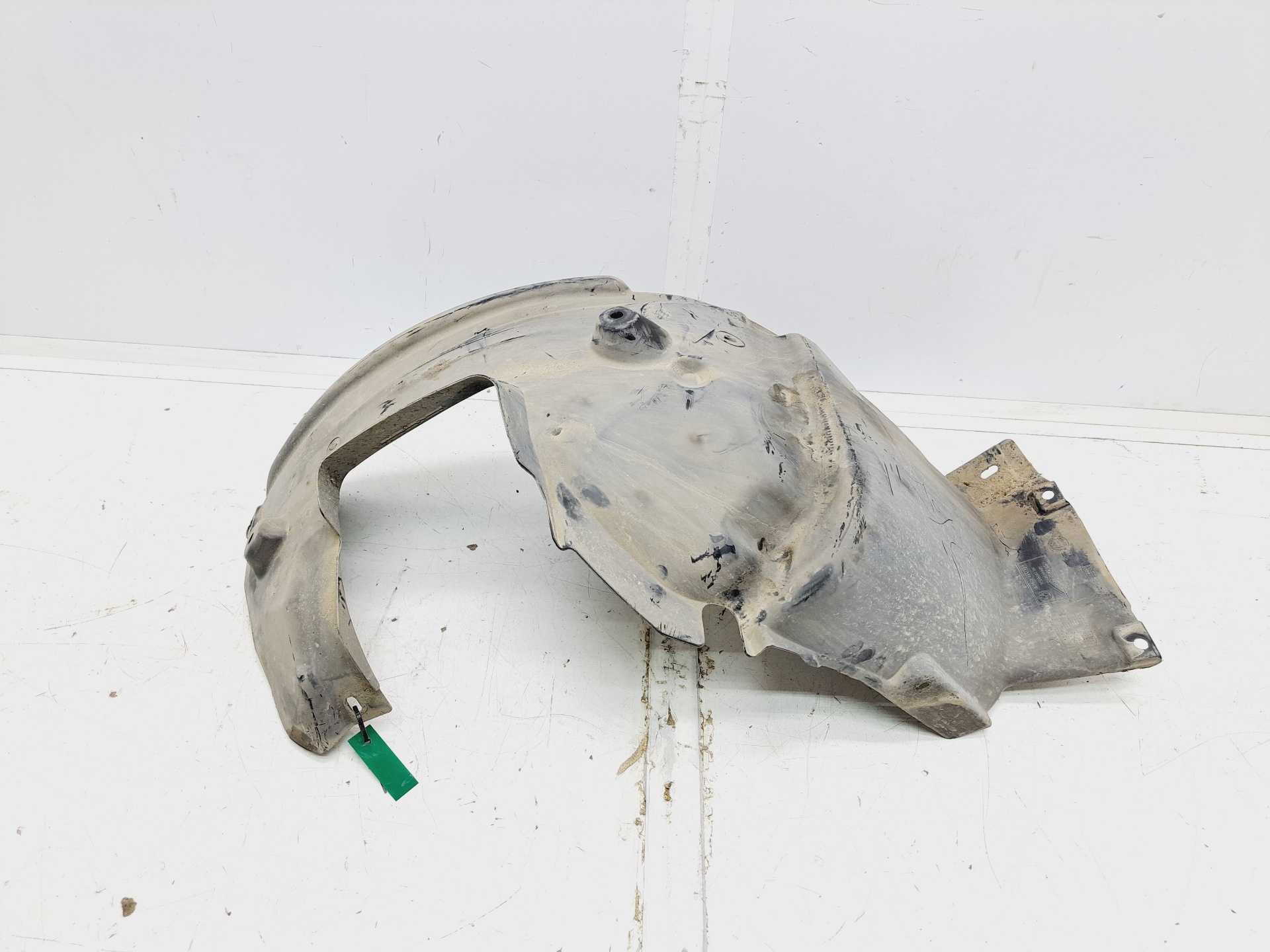 Recambio de paso rueda delantero derecho para bmw serie 1 berlina (e81/e87) 118d referencia OEM IAM 51717059372  