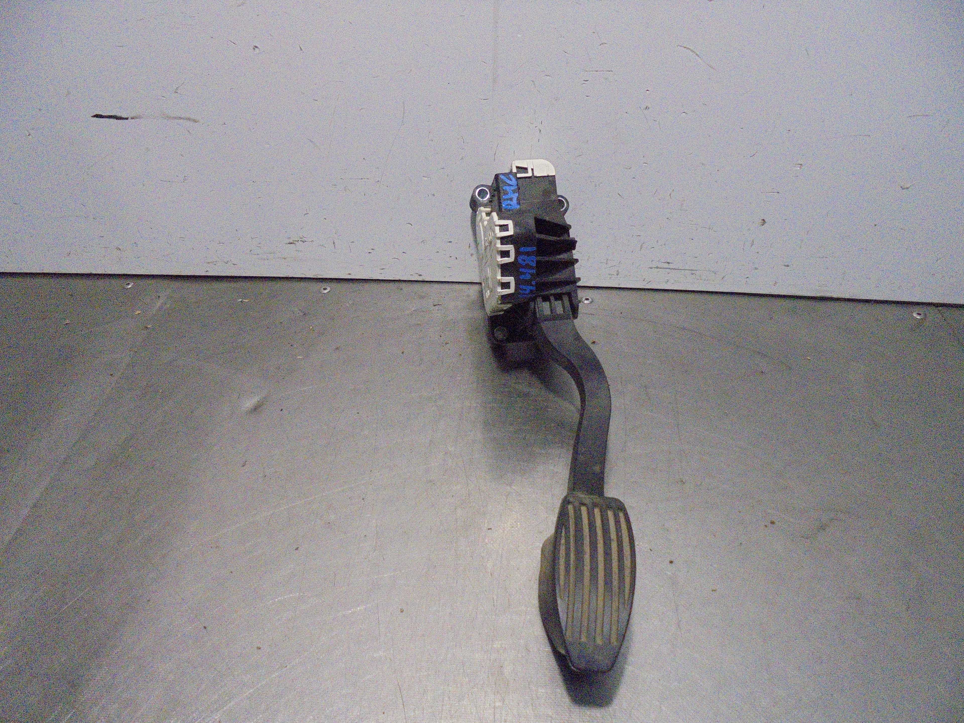 Recambio de pedal acelerador para fiat nuova 500 (150) blackjack referencia OEM IAM 005205409400  