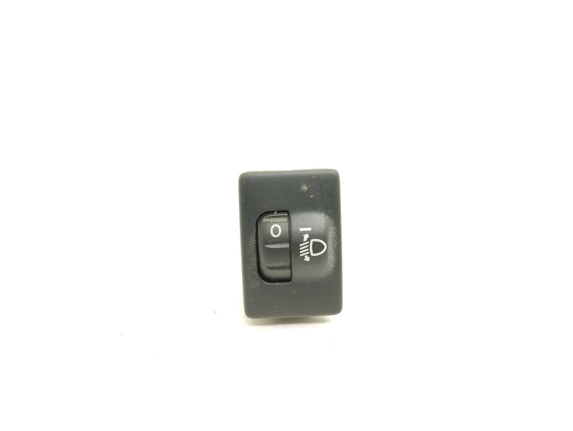 Recambio de interruptor para toyota yaris active hybrid referencia OEM IAM   