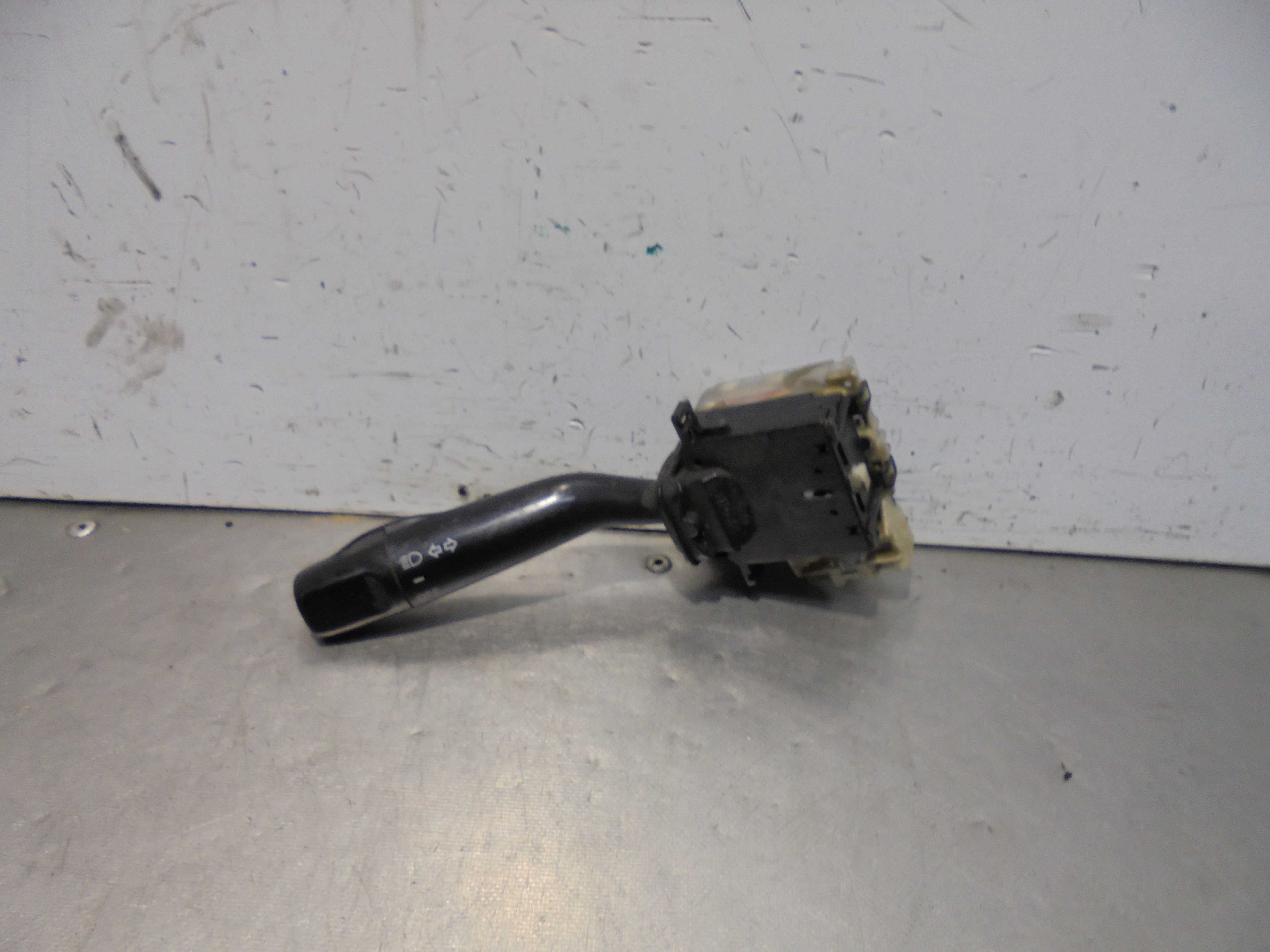 Recambio de mando intermitentes para toyota land cruiser (j9) td vx (5-ptas.) (kzj95) referencia OEM IAM   