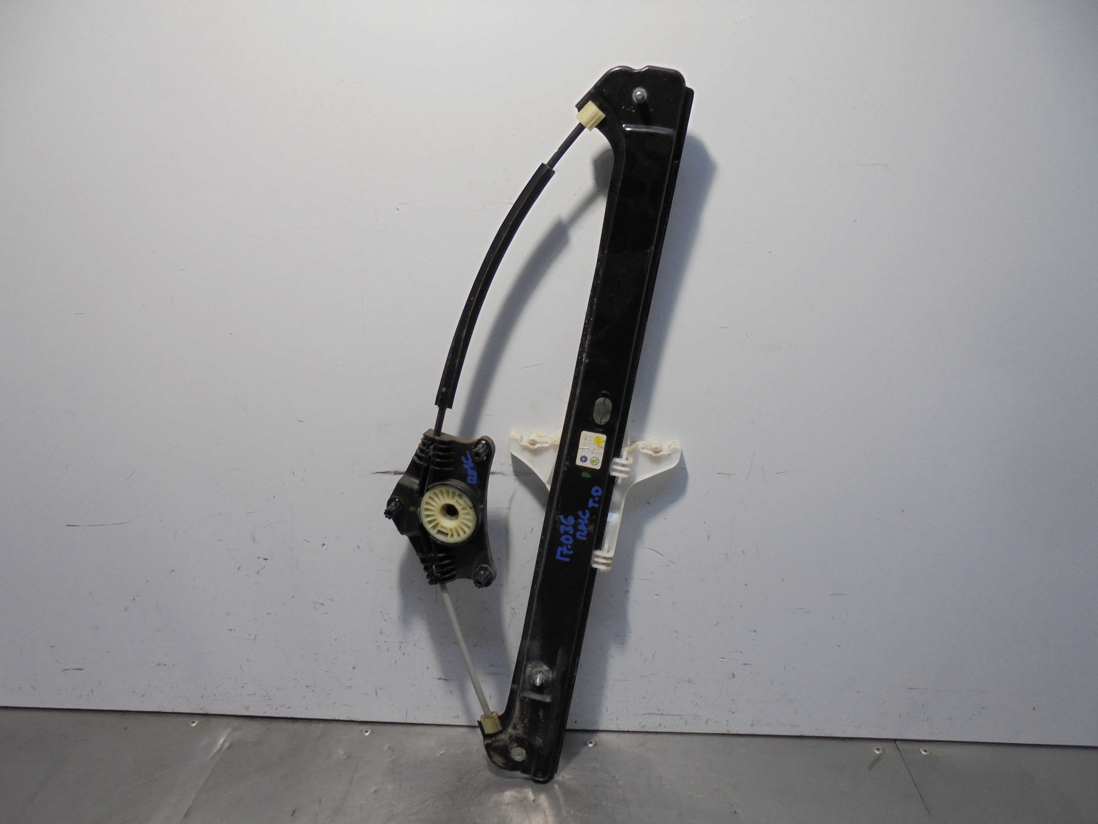 Recambio de elevalunas trasero derecho para skoda kamiq (nw4) active referencia OEM IAM 654839462 ELECTRICO CONFORT 5 