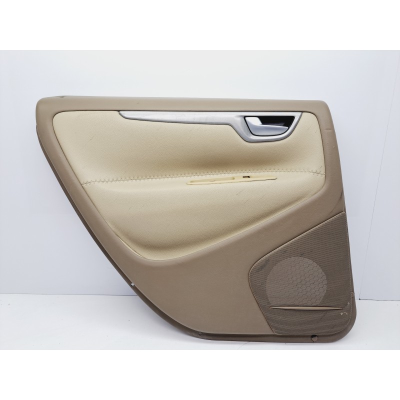 Recambio de guarnecido puerta trasera izquierda para volvo xc70 2.4 diesel cat referencia OEM IAM   