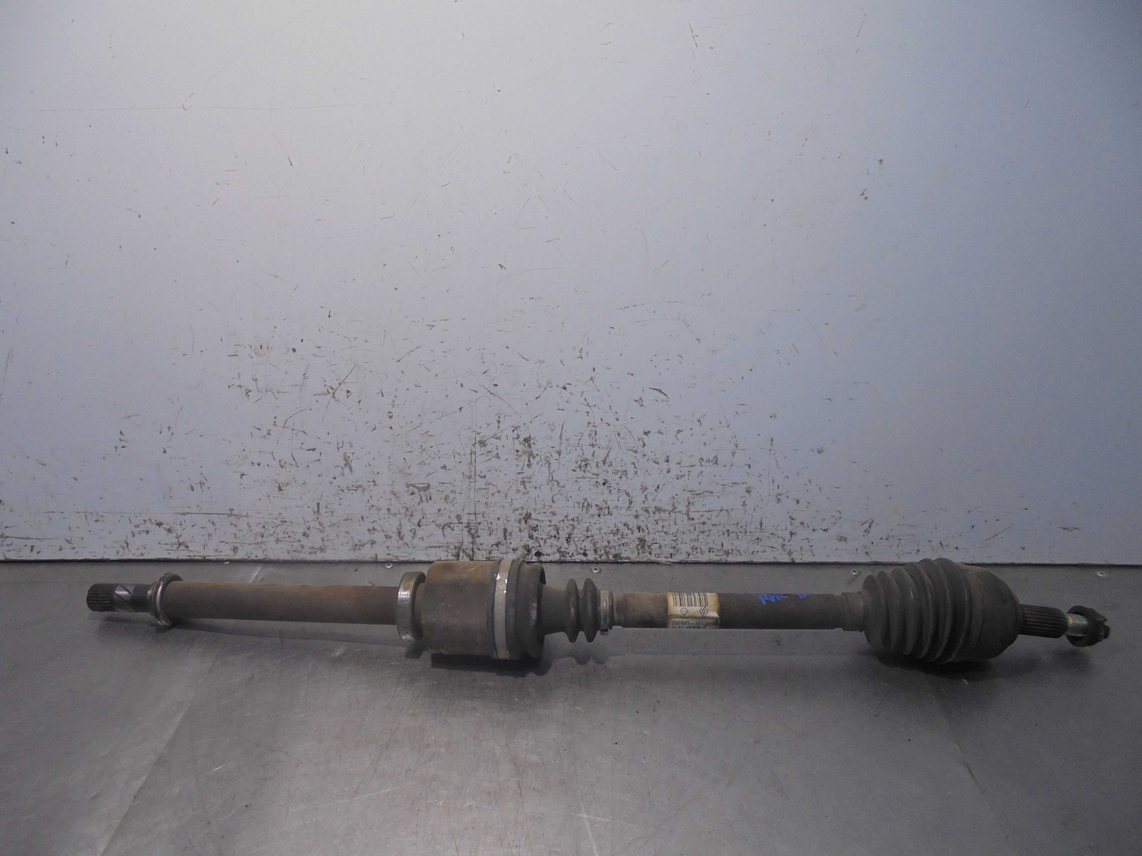 Recambio de transmision delantera derecha para renault scenic ii authentique referencia OEM IAM 8200472158  