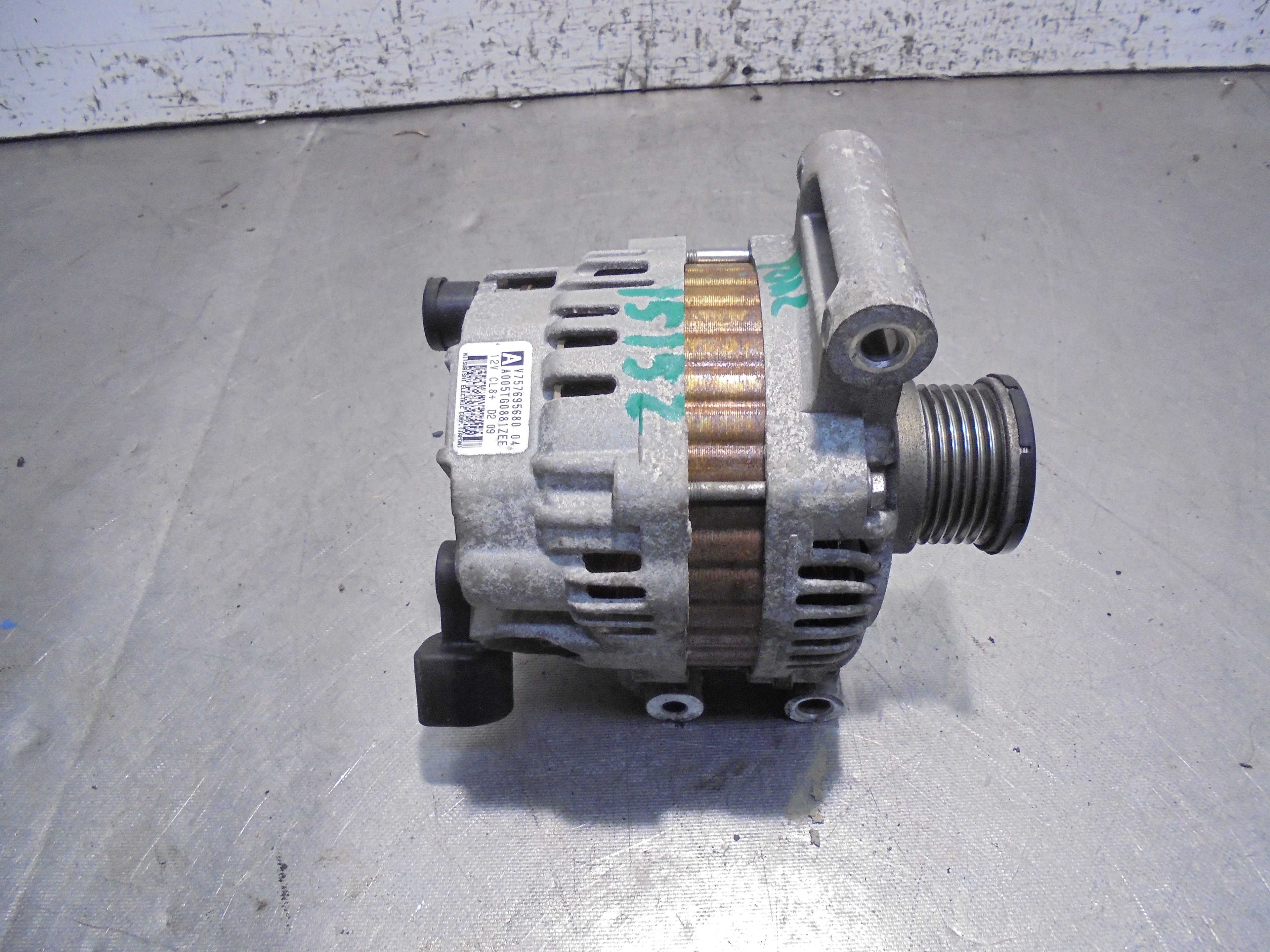 Recambio de alternador para peugeot 208 allure referencia OEM IAM V757695680  