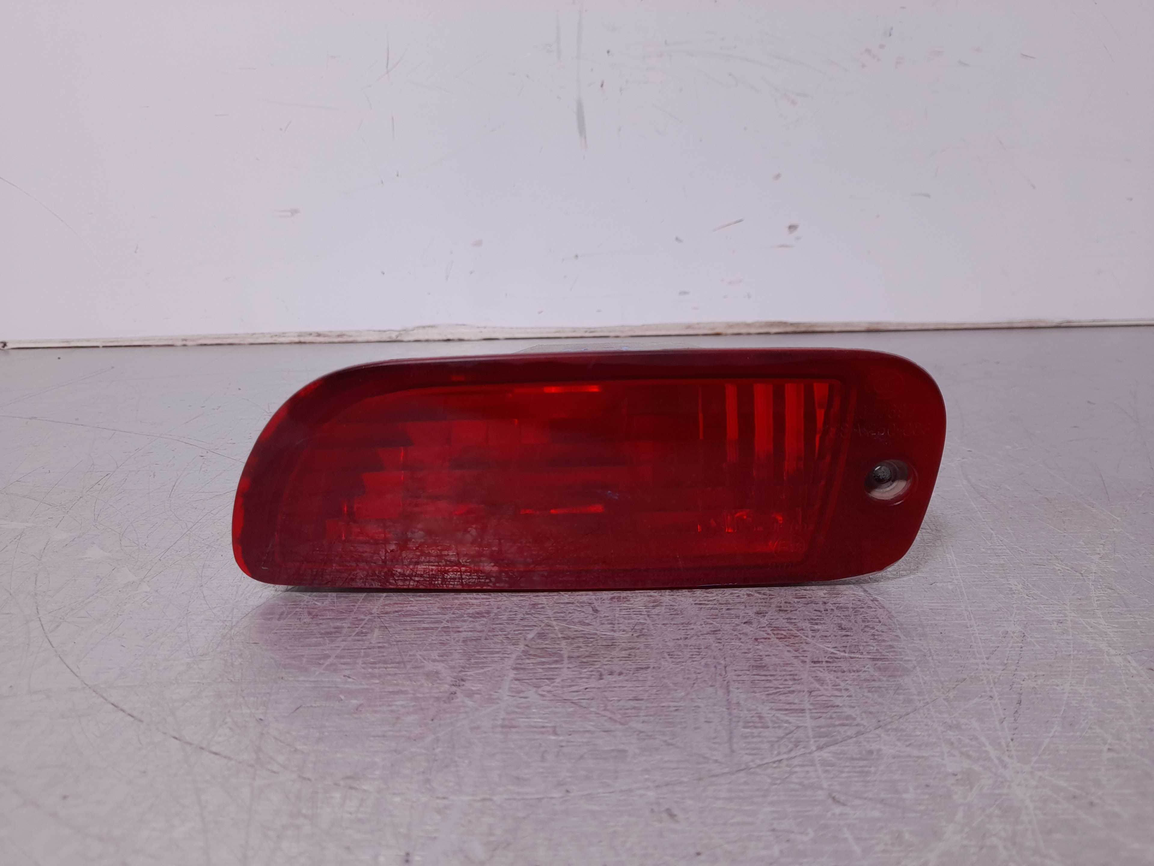 Recambio de faro antiniebla trasero derecho para chevrolet epica 2.0 diesel cat referencia OEM IAM   