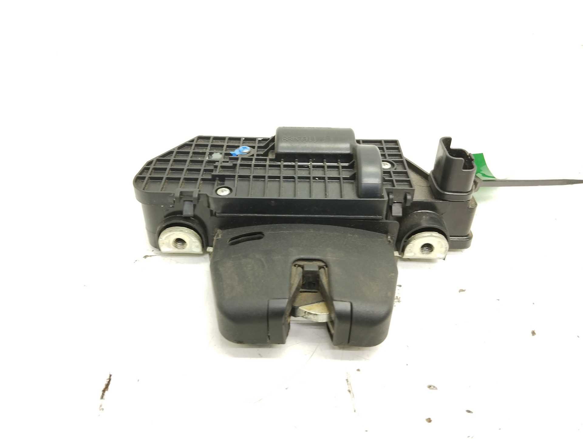 Recambio de cerradura maletero / porton para peugeot 208 allure referencia OEM IAM 9151487499H  