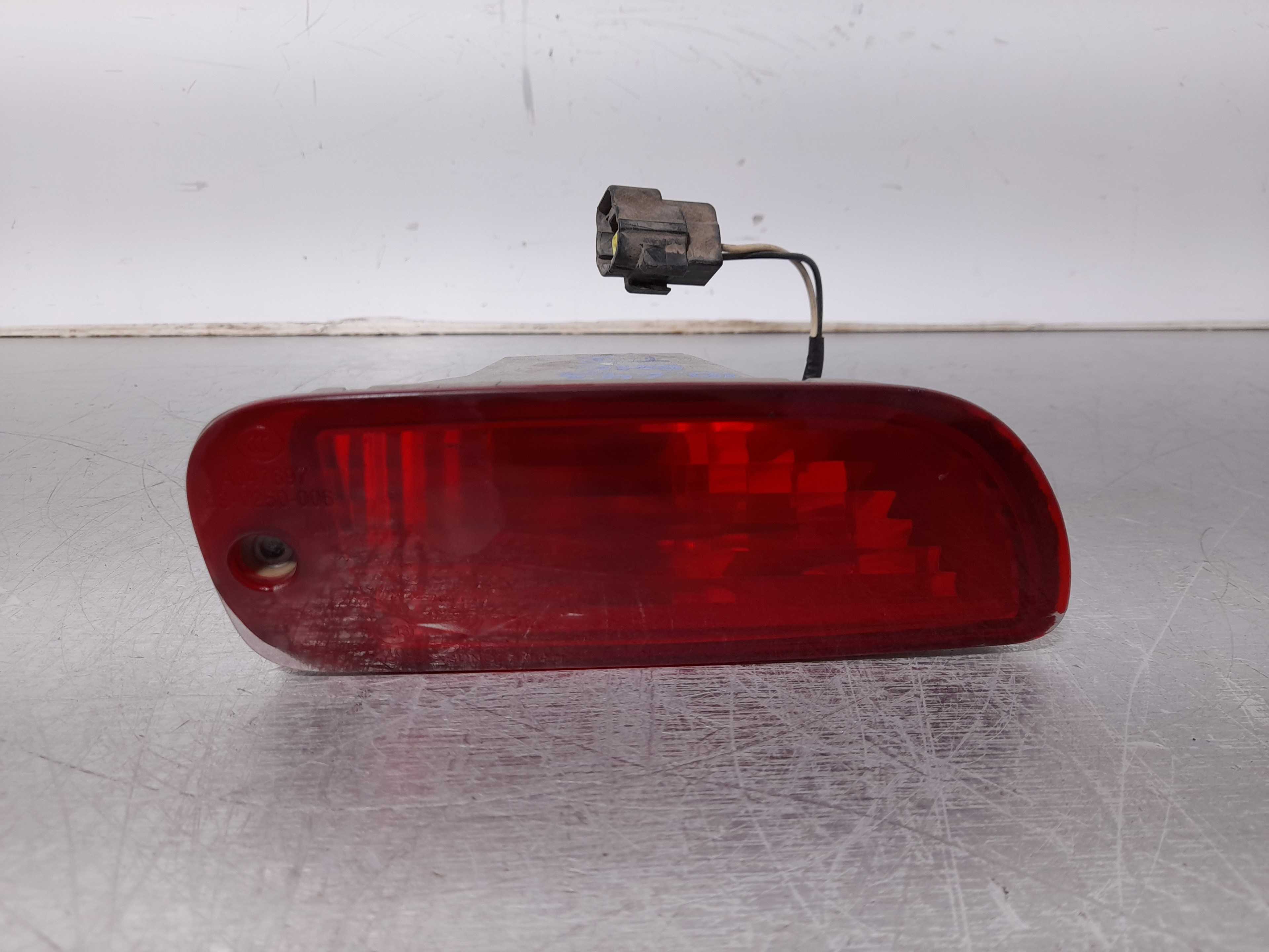 Recambio de faro antiniebla trasero izquierdo para chevrolet epica 2.0 diesel cat referencia OEM IAM   
