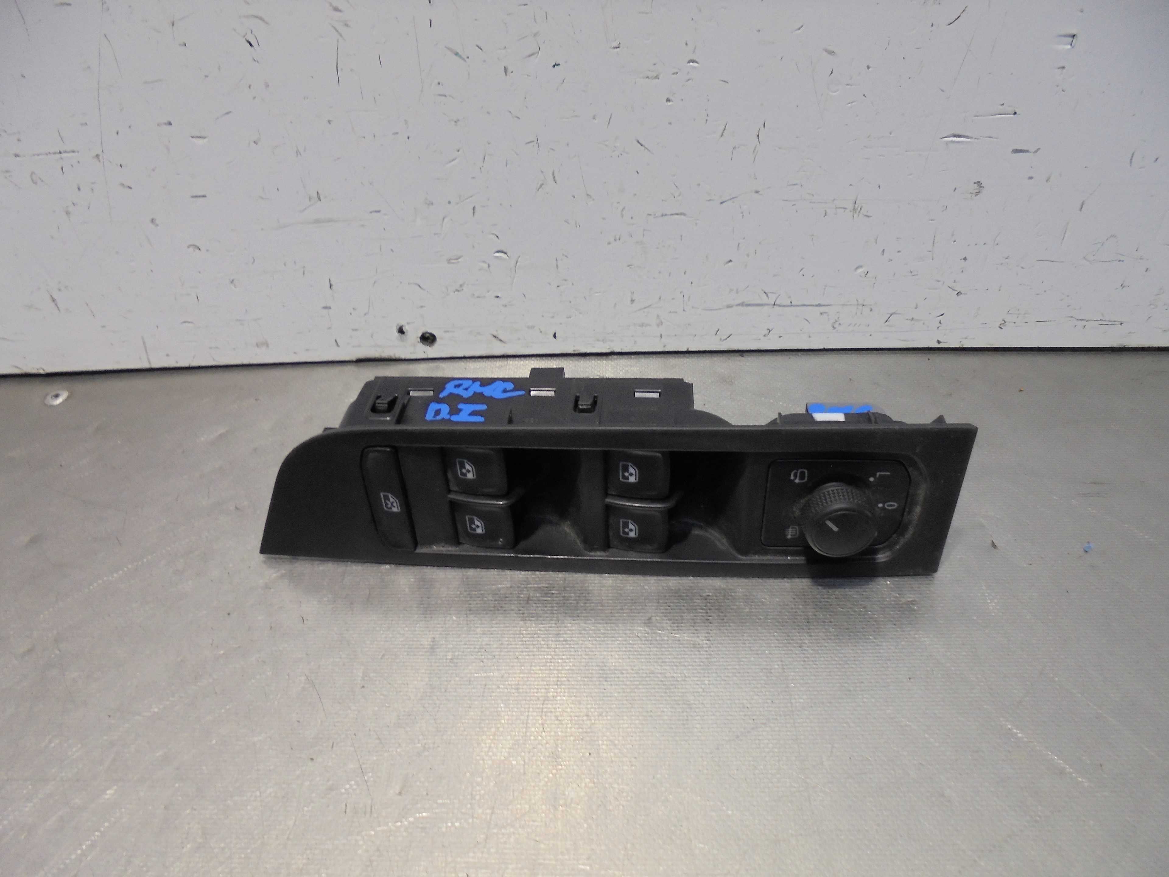 Recambio de mando elevalunas delantero izquierdo para skoda kamiq (nw4) active referencia OEM IAM 5G0959857D  