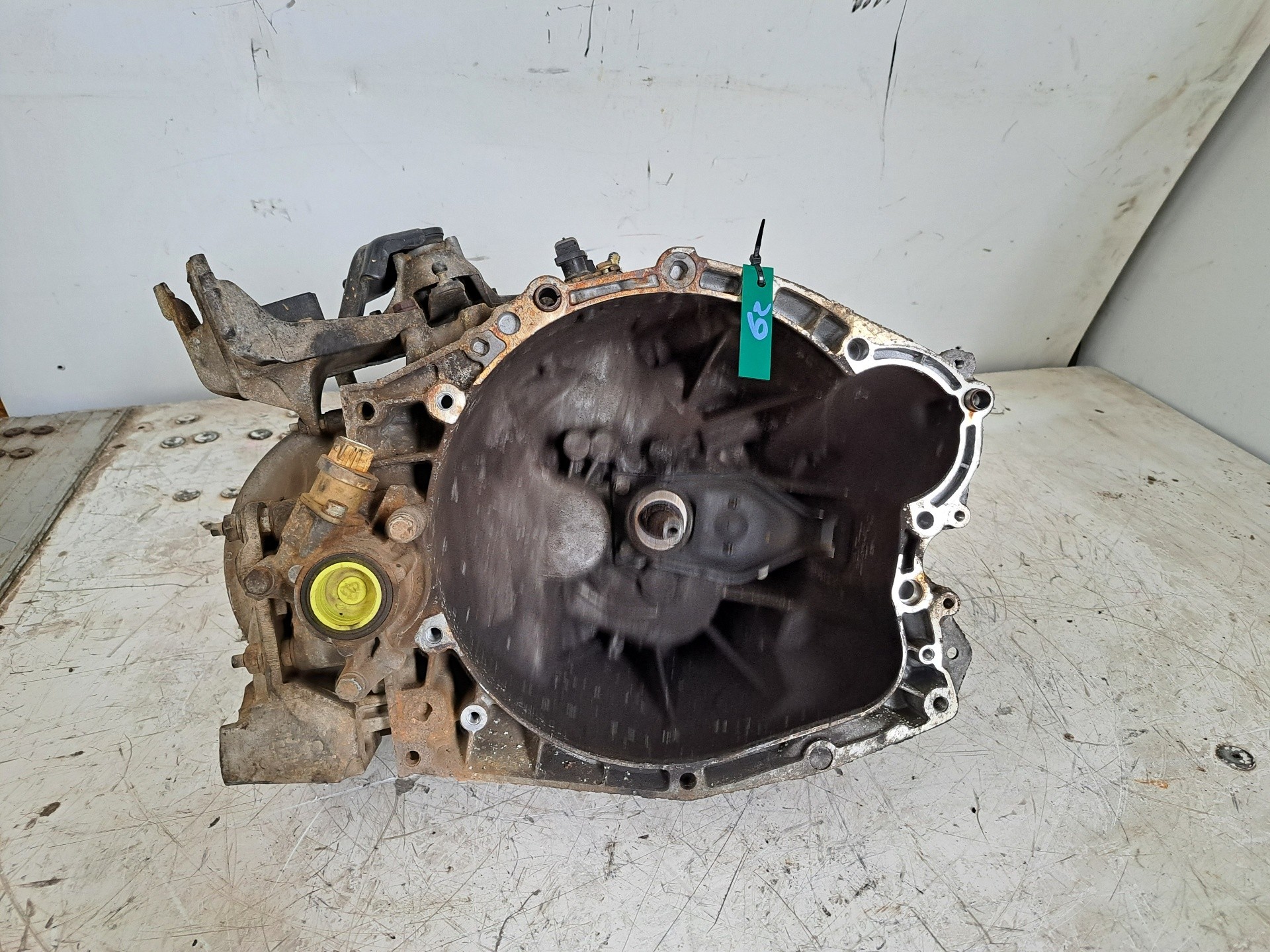 Recambio de caja cambios para citroën xsara picasso 2.0 hdi referencia OEM IAM 20DL64  