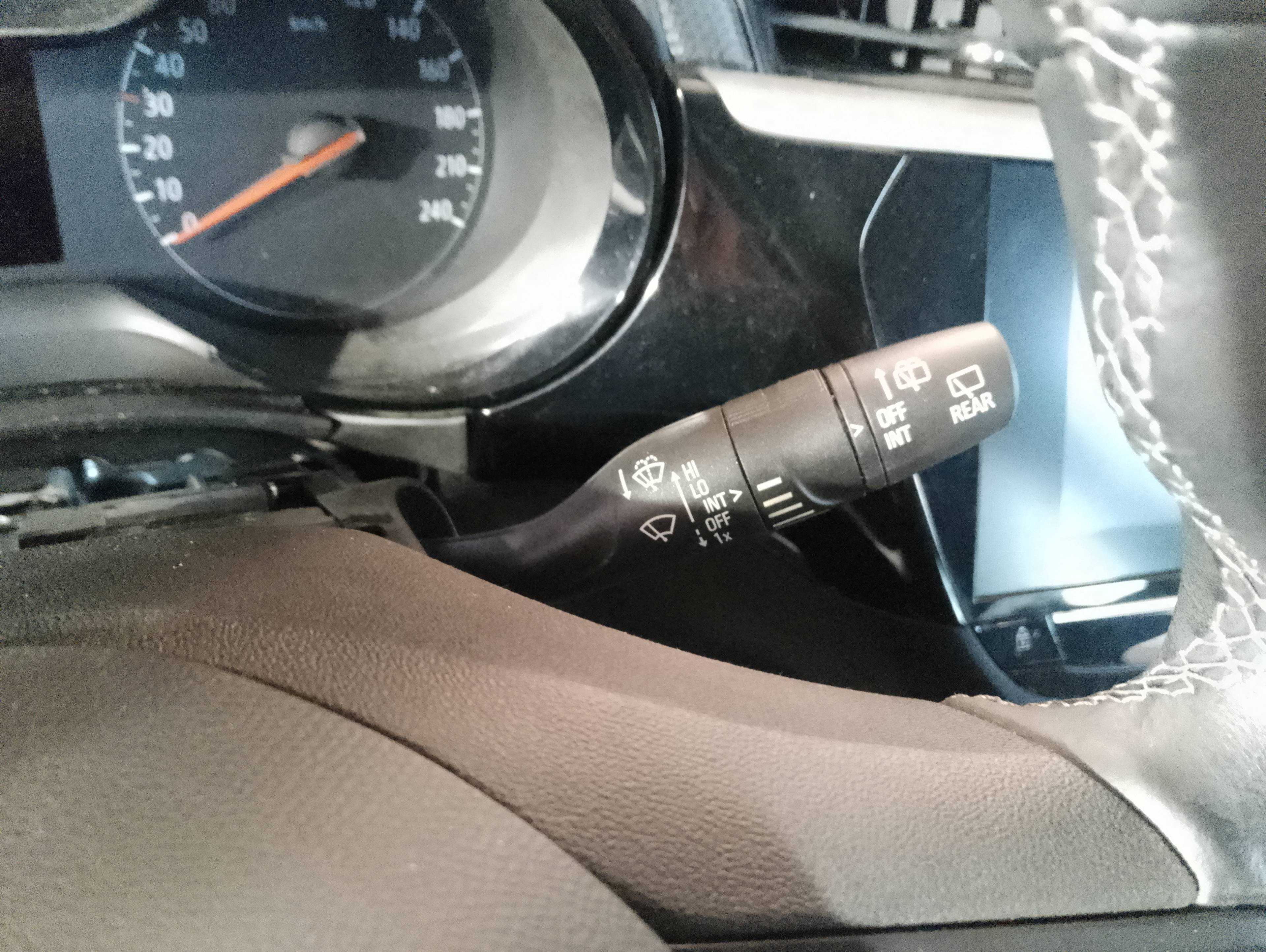 Recambio de mando limpia para opel corsa f edition referencia OEM IAM   