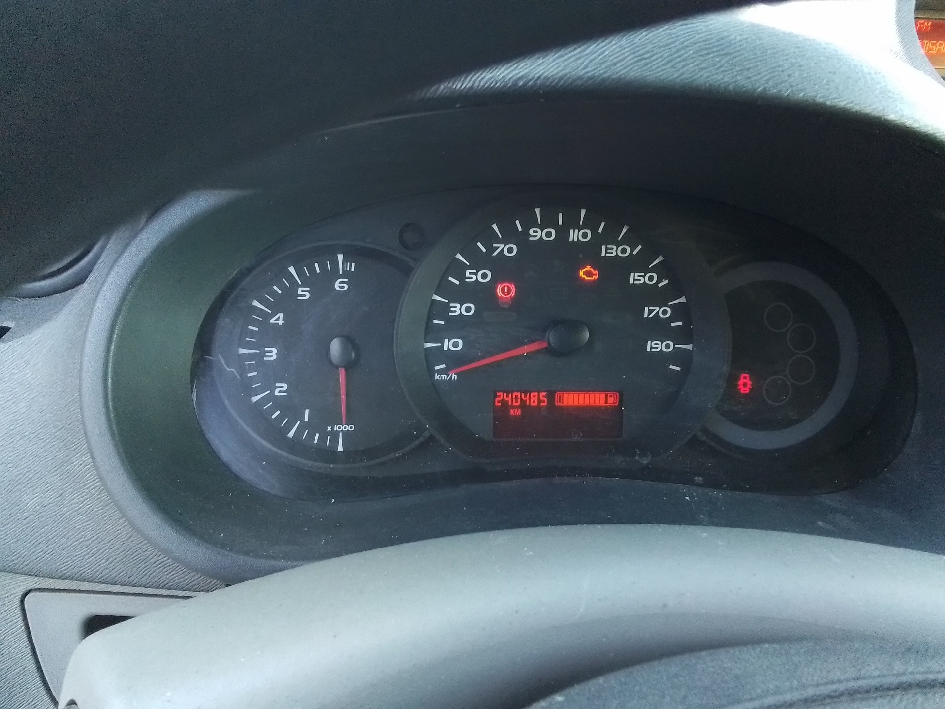 Recambio de cuadro instrumentos para renault kangoo 1.5 dci diesel referencia OEM IAM   